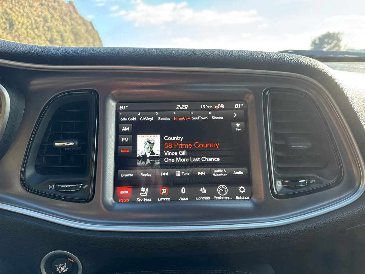 Dodge Challenger  2019