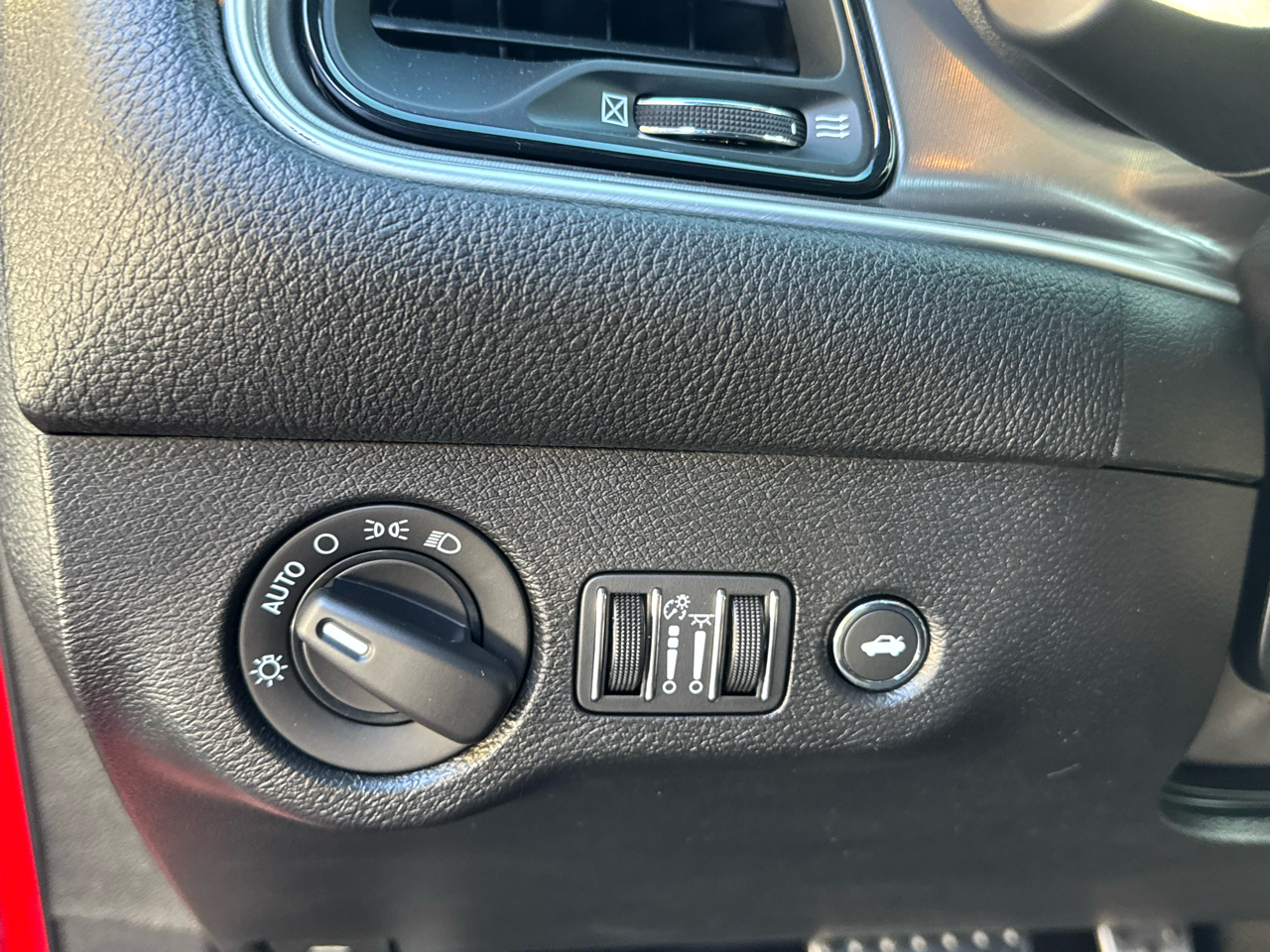 Dodge Challenger  2019