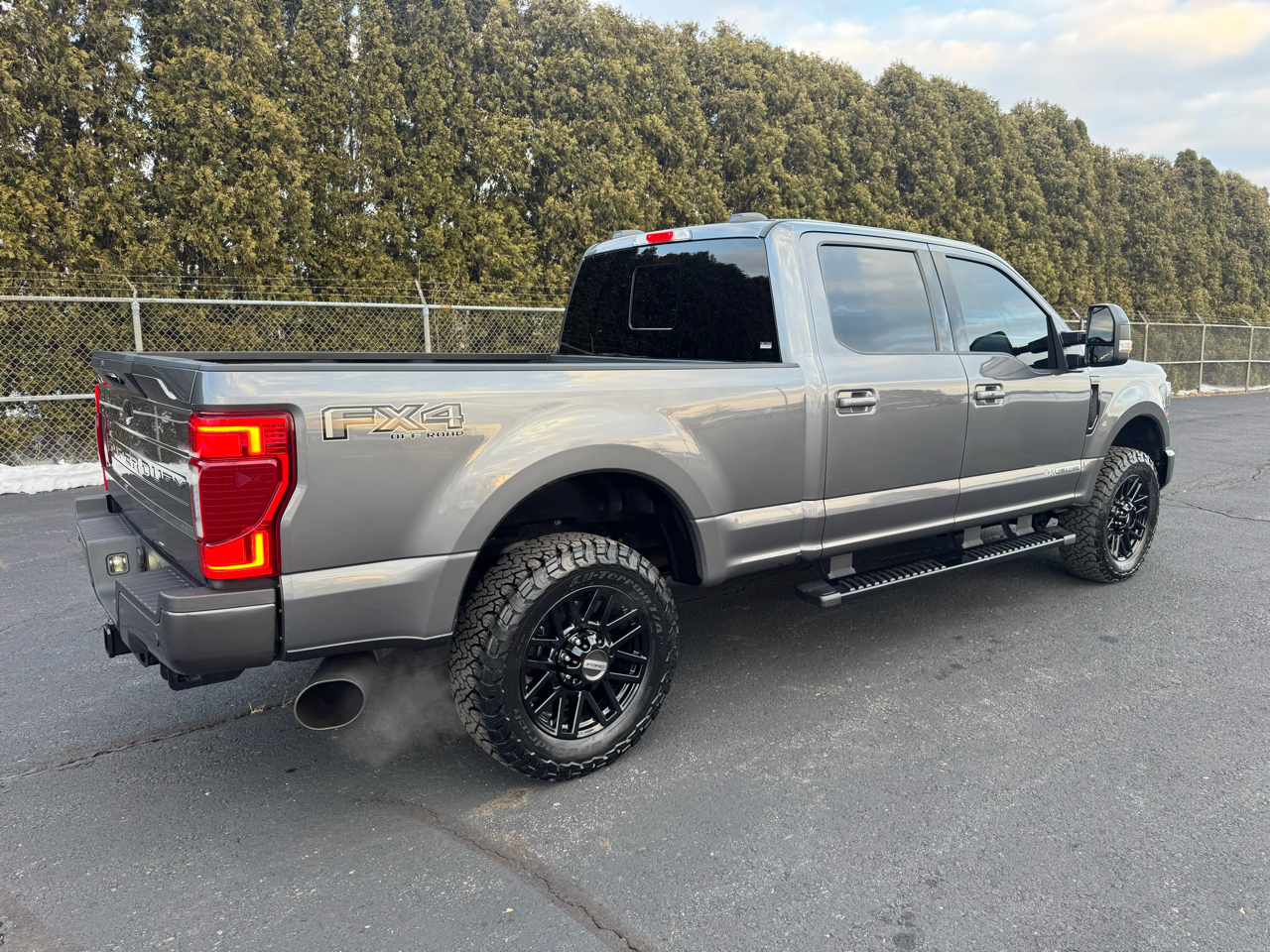 Ford F-350 SD Lariat Crew Cab Short Bed 4WD 2021