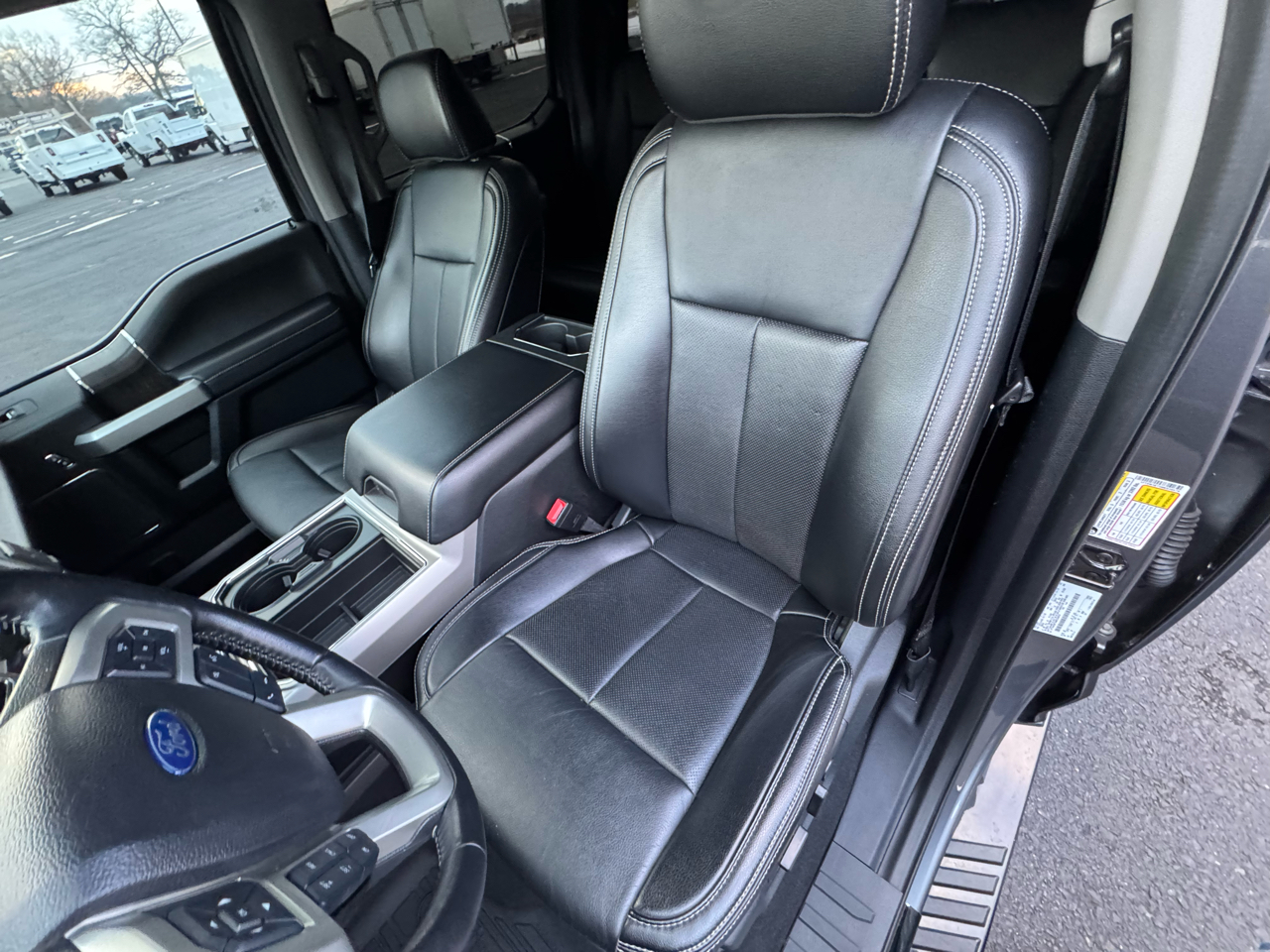 Ford F-350 SD Lariat Crew Cab Short Bed 4WD 2021