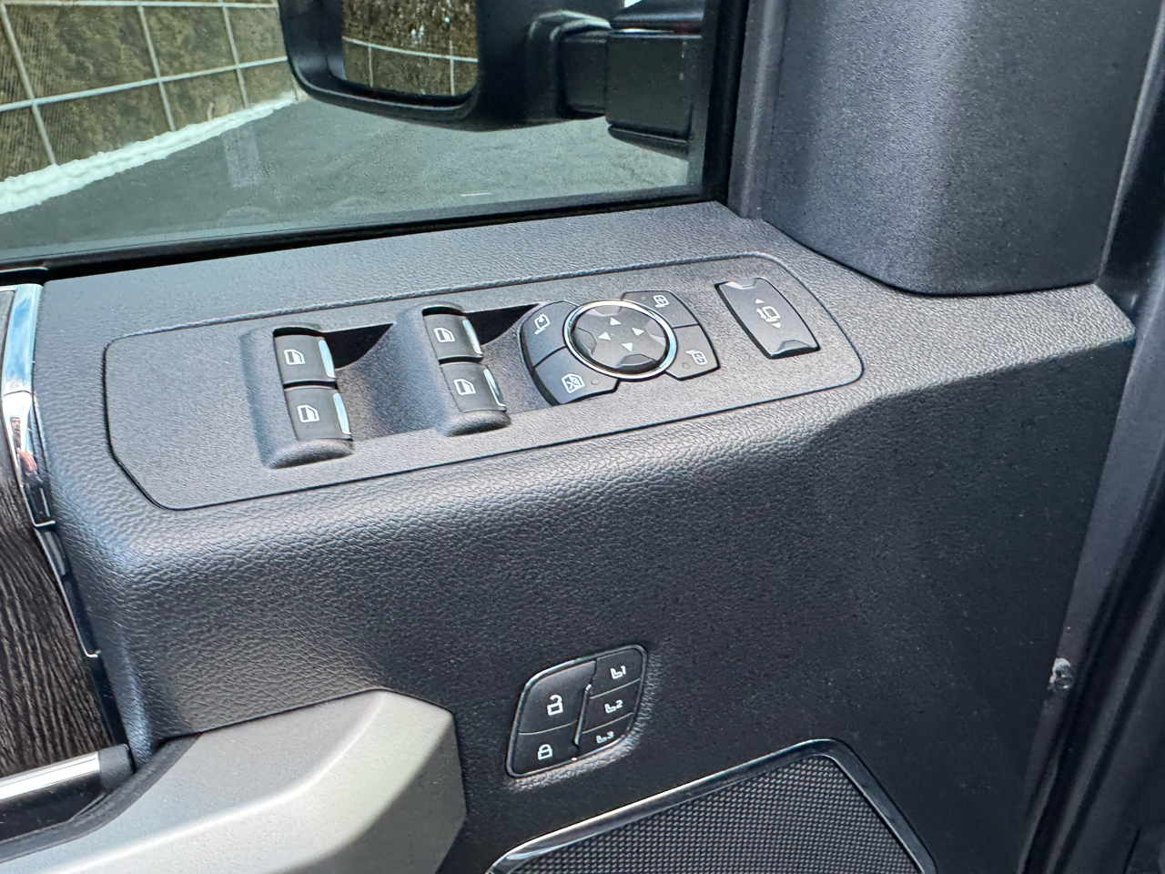 Ford F-350 SD Lariat Crew Cab Short Bed 4WD 2021