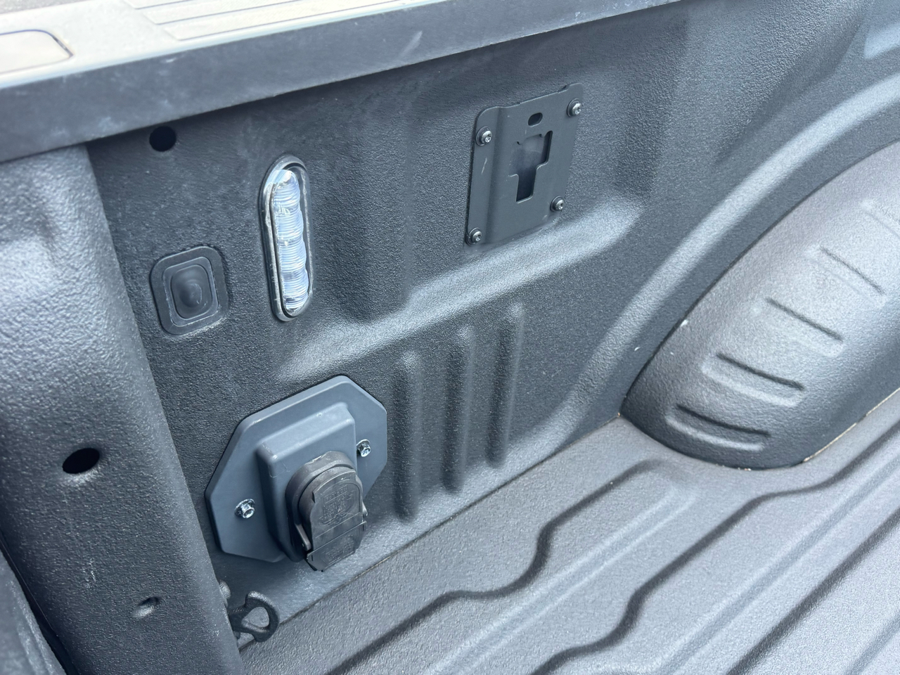 Ford F-350 SD Lariat Crew Cab Short Bed 4WD 2021