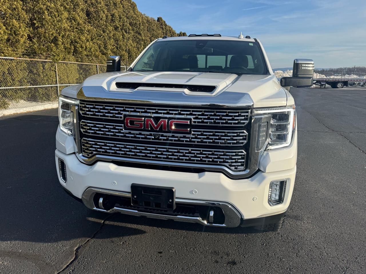 GMC Sierra 2500HD Denali Crew Cab 4WD SB 2022