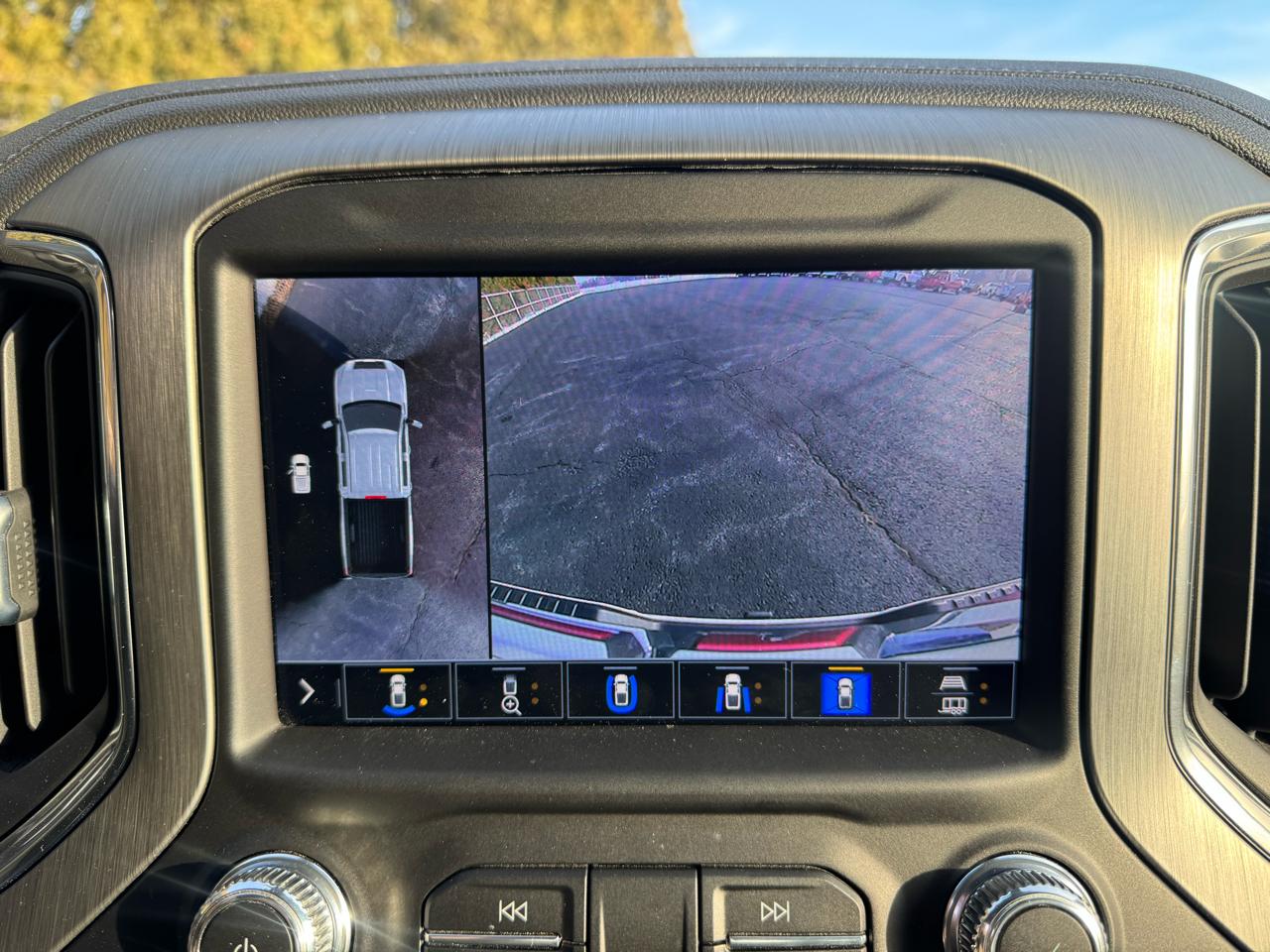 GMC Sierra 2500HD Denali Crew Cab 4WD SB 2022