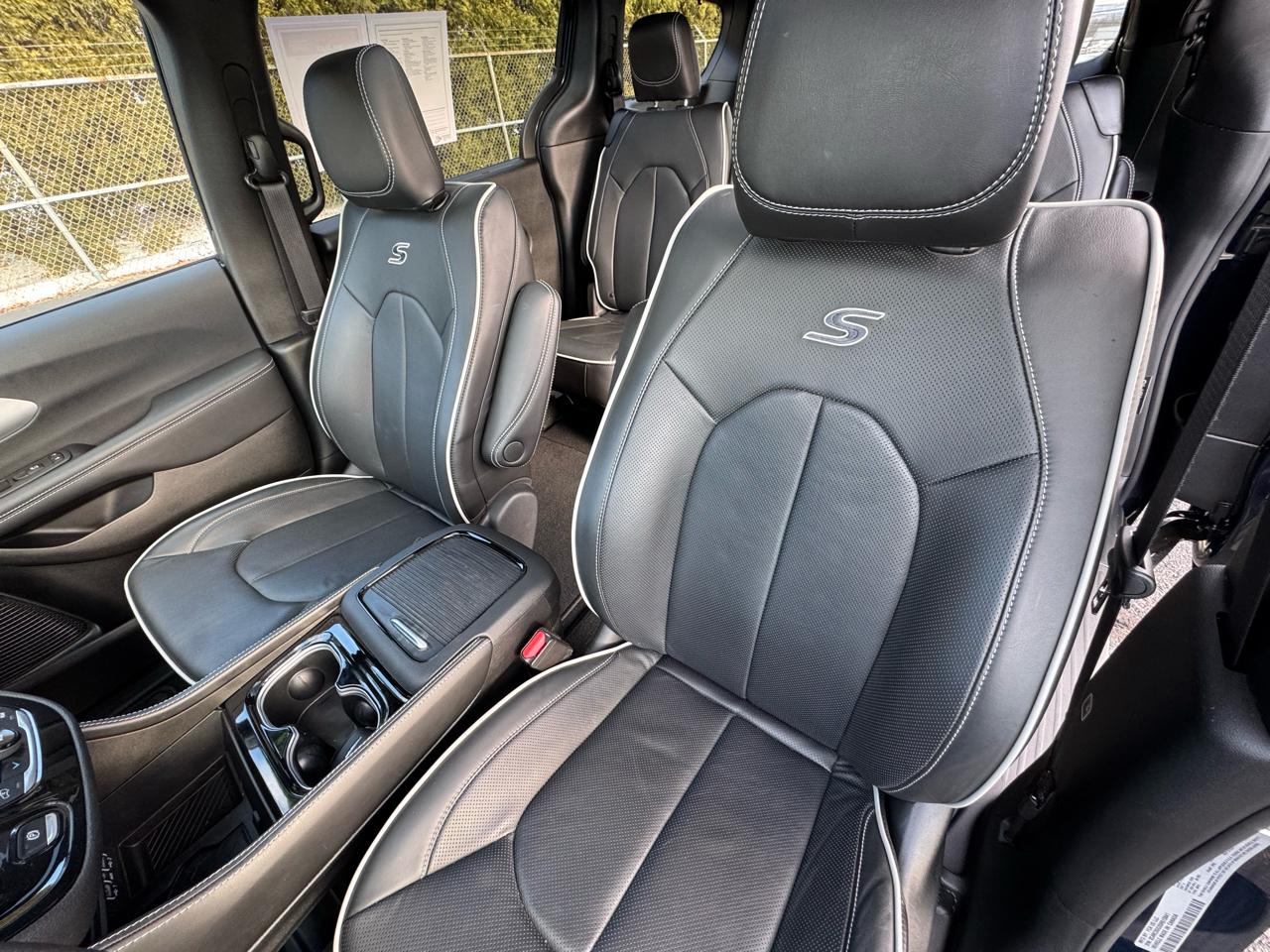 Chrysler Pacifica  2025