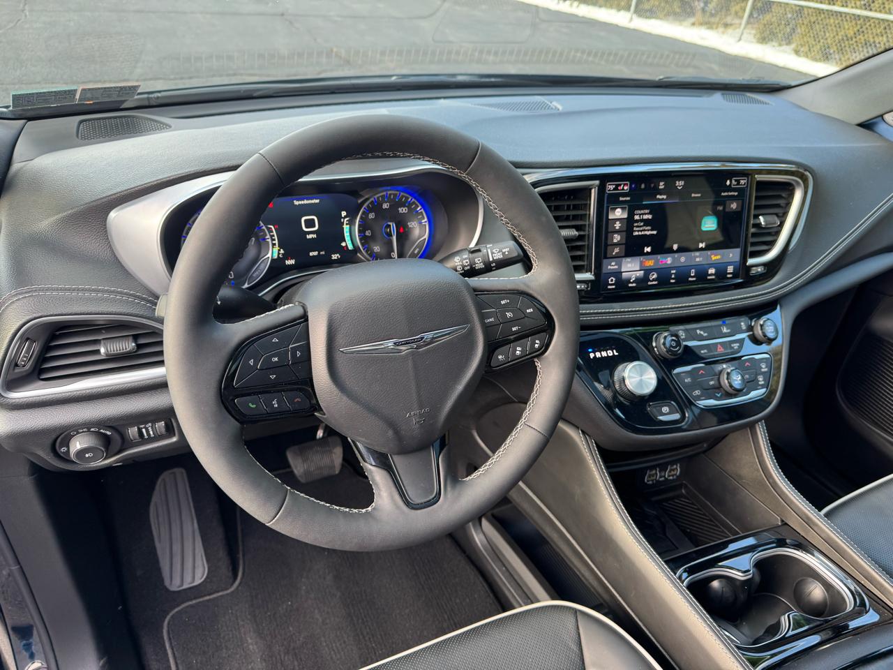 Chrysler Pacifica  2025