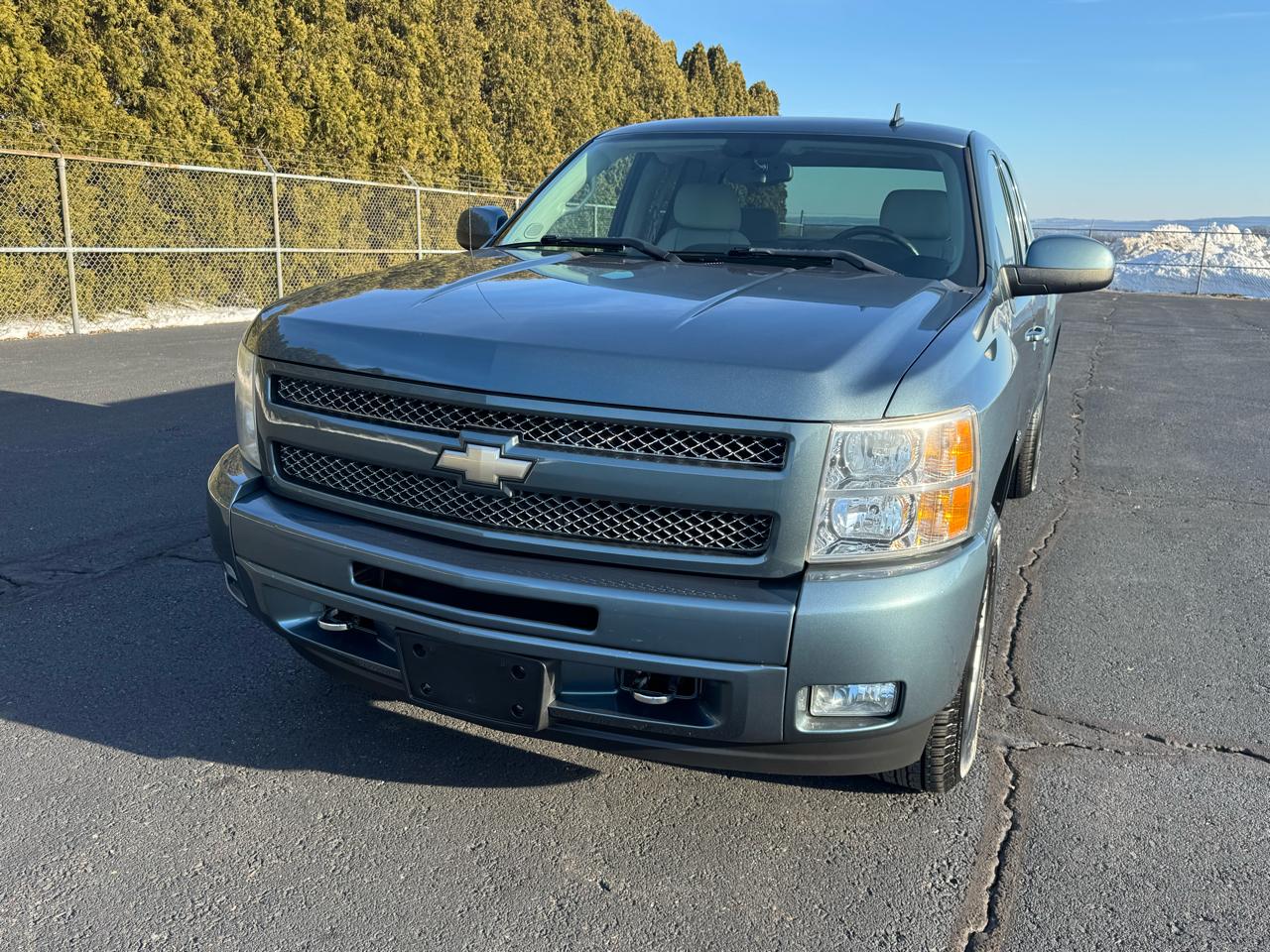 Chevrolet Silverado 1500 LT Ext. Cab Short Bed 4WD 2011