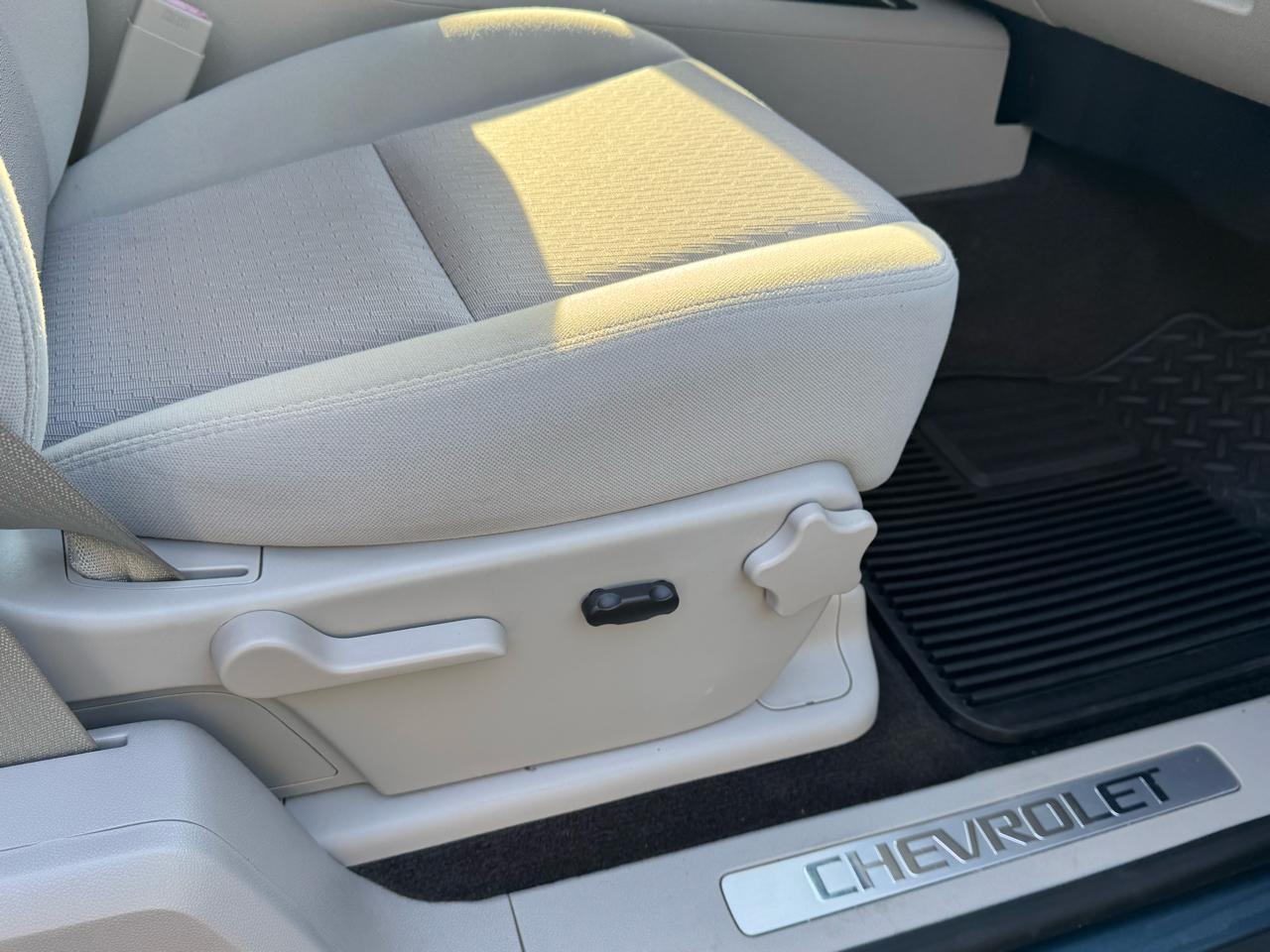 Chevrolet Silverado 1500 LT Ext. Cab Short Bed 4WD 2011