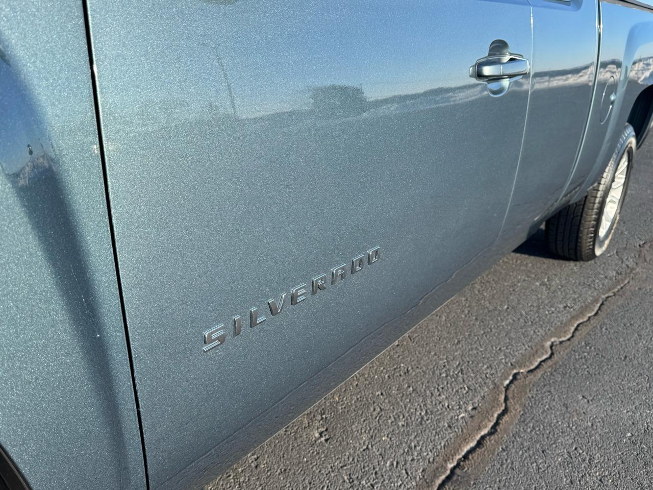 Chevrolet Silverado 1500 LT Ext. Cab Short Bed 4WD 2011