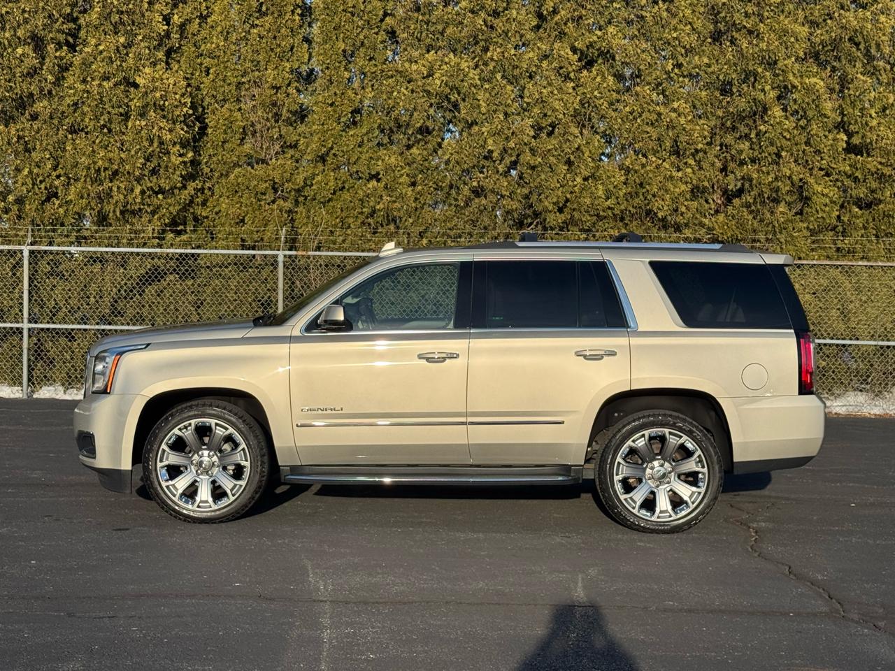 GMC Yukon Denali  2017