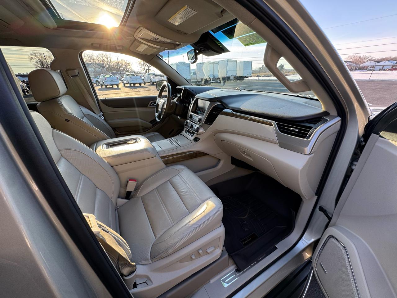 GMC Yukon Denali  2017