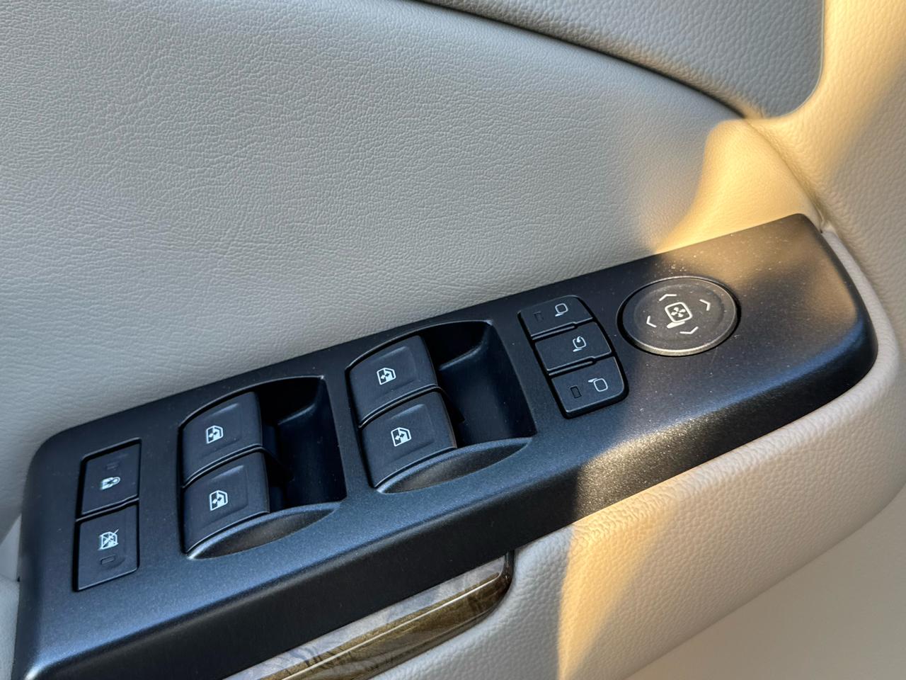 GMC Yukon Denali  2017