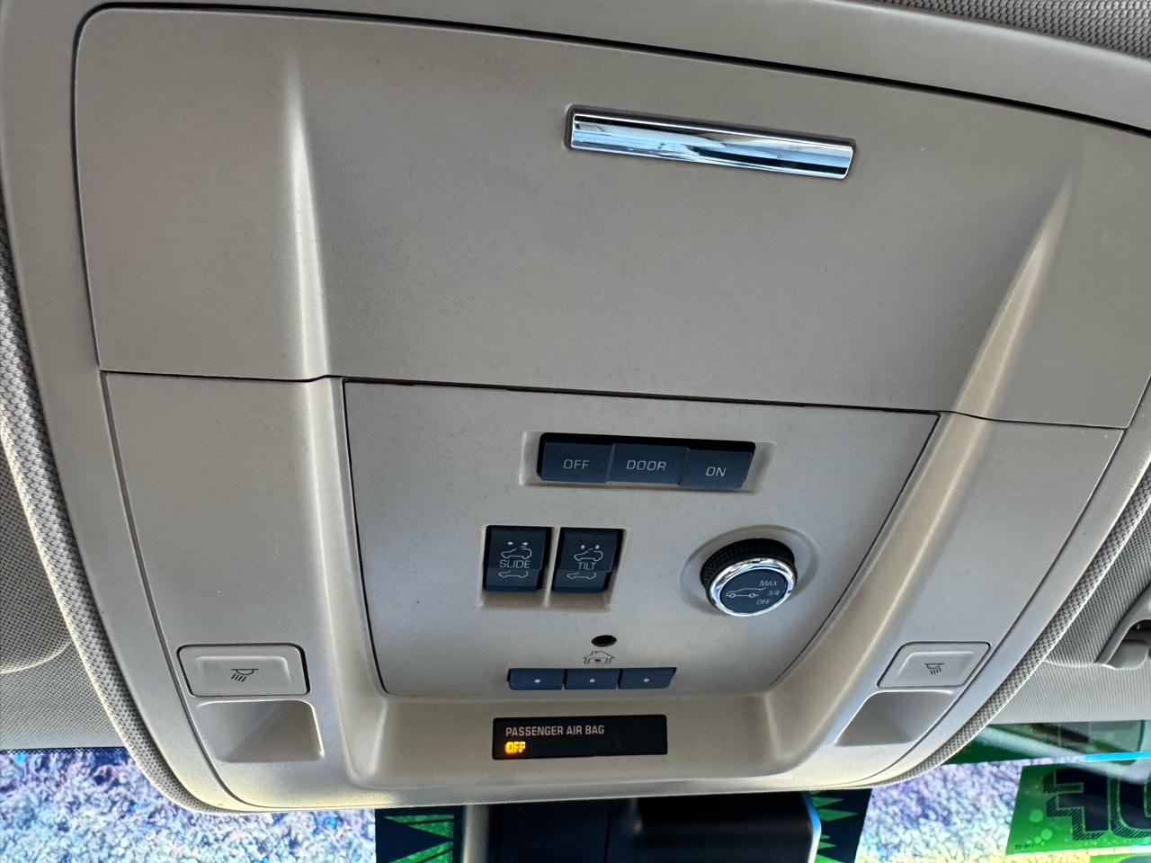 GMC Yukon Denali  2017