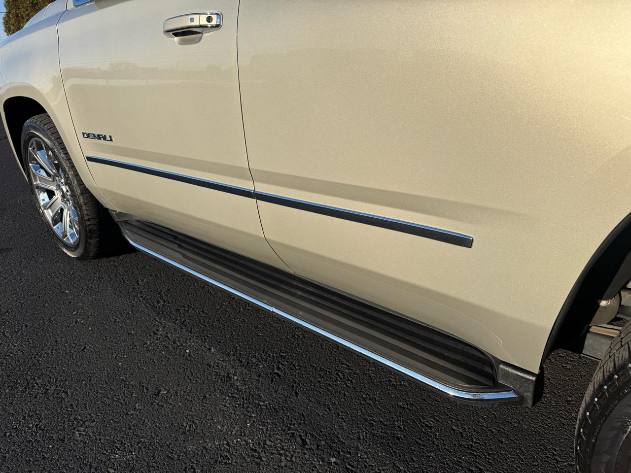 GMC Yukon Denali  2017