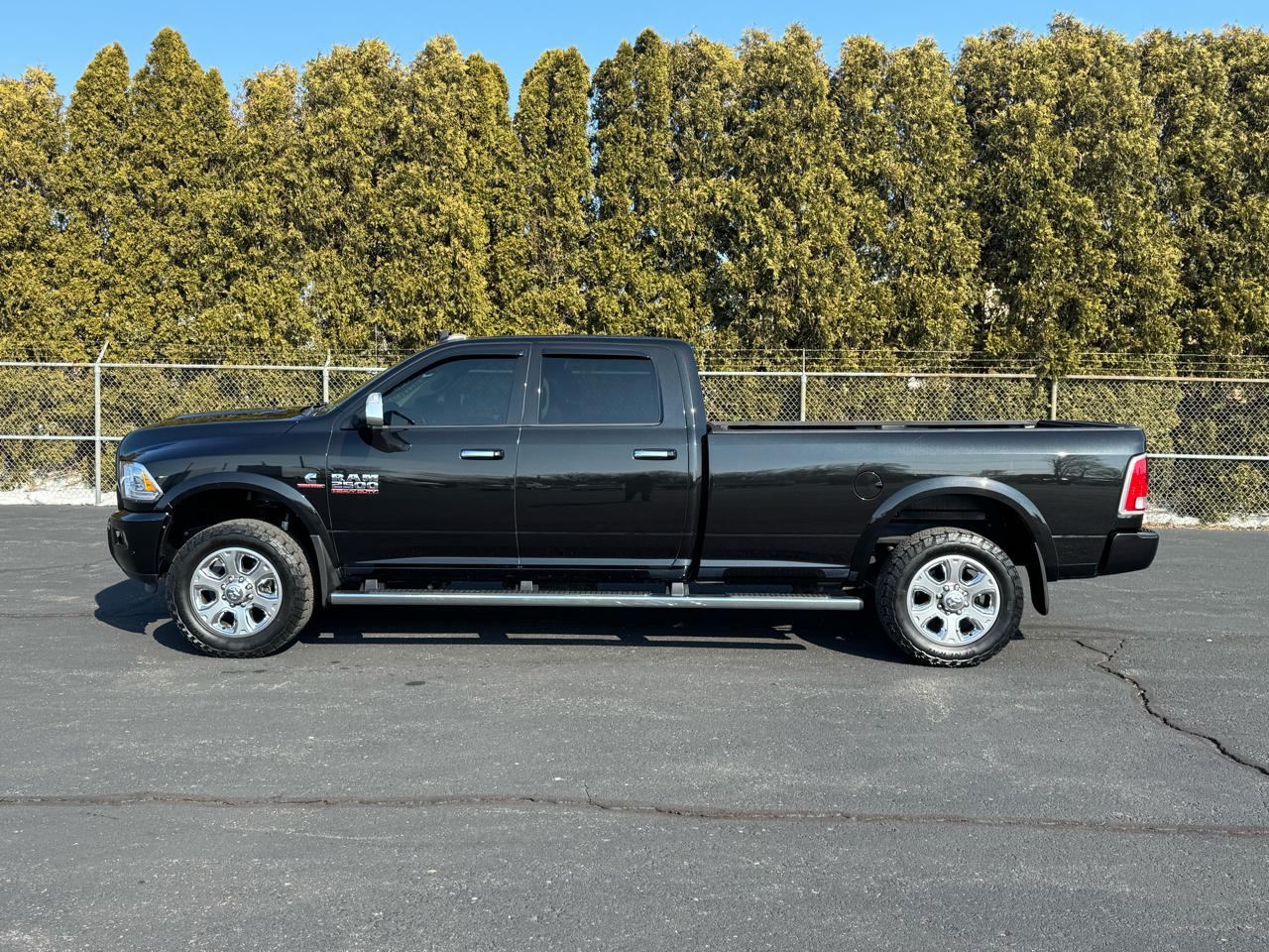 RAM 2500 Laramie Crew Cab LWB 4WD 2016