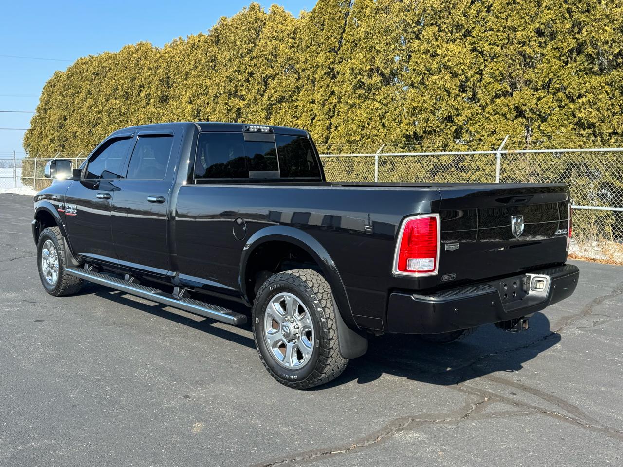 RAM 2500 Laramie Crew Cab LWB 4WD 2016