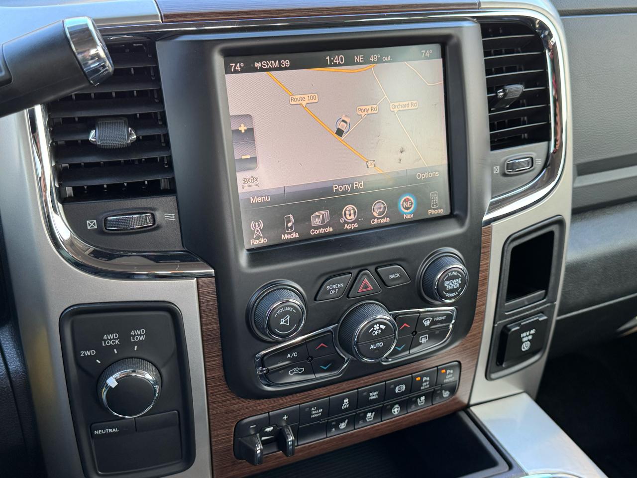 RAM 2500 Laramie Crew Cab LWB 4WD 2016