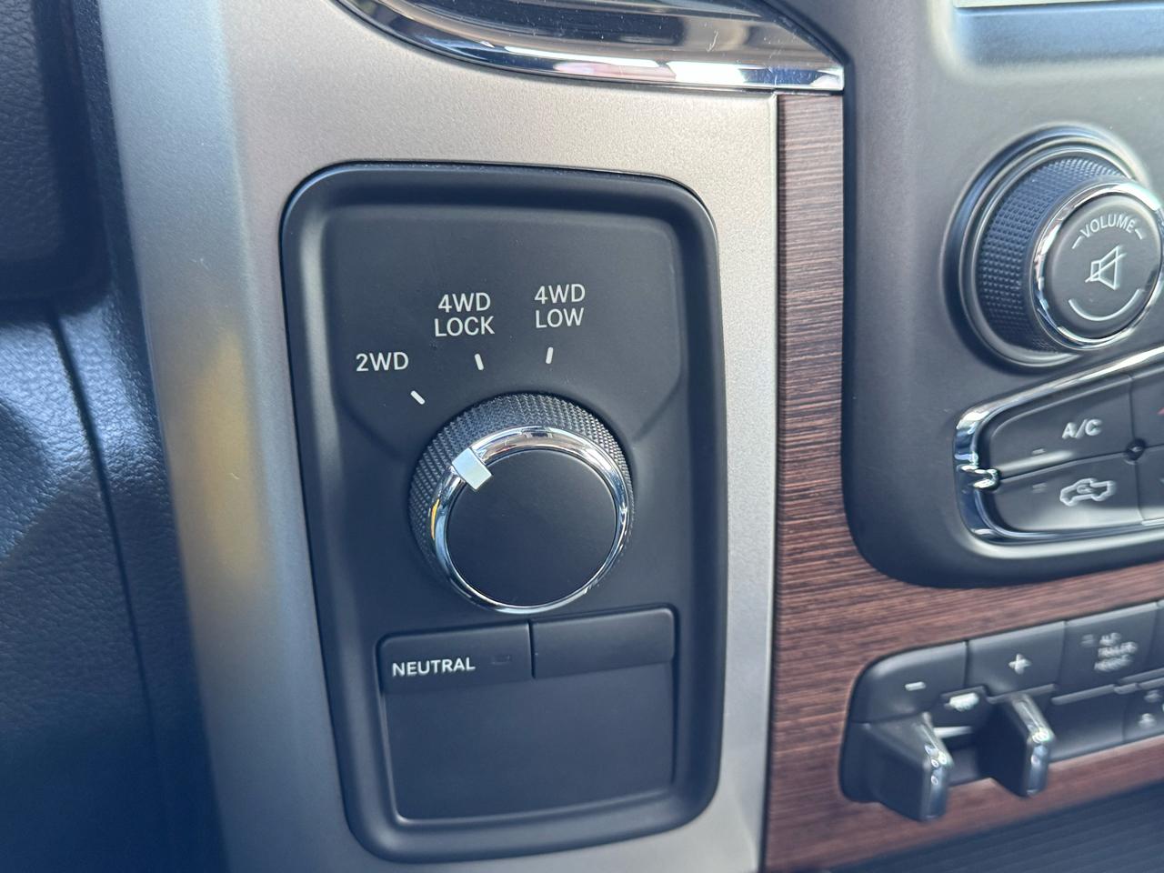 RAM 2500 Laramie Crew Cab LWB 4WD 2016