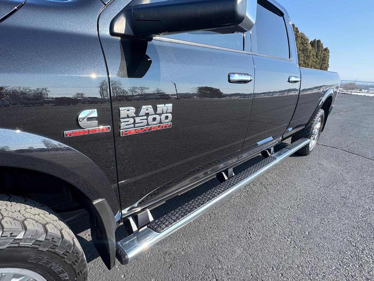 RAM 2500 Laramie Crew Cab LWB 4WD 2016