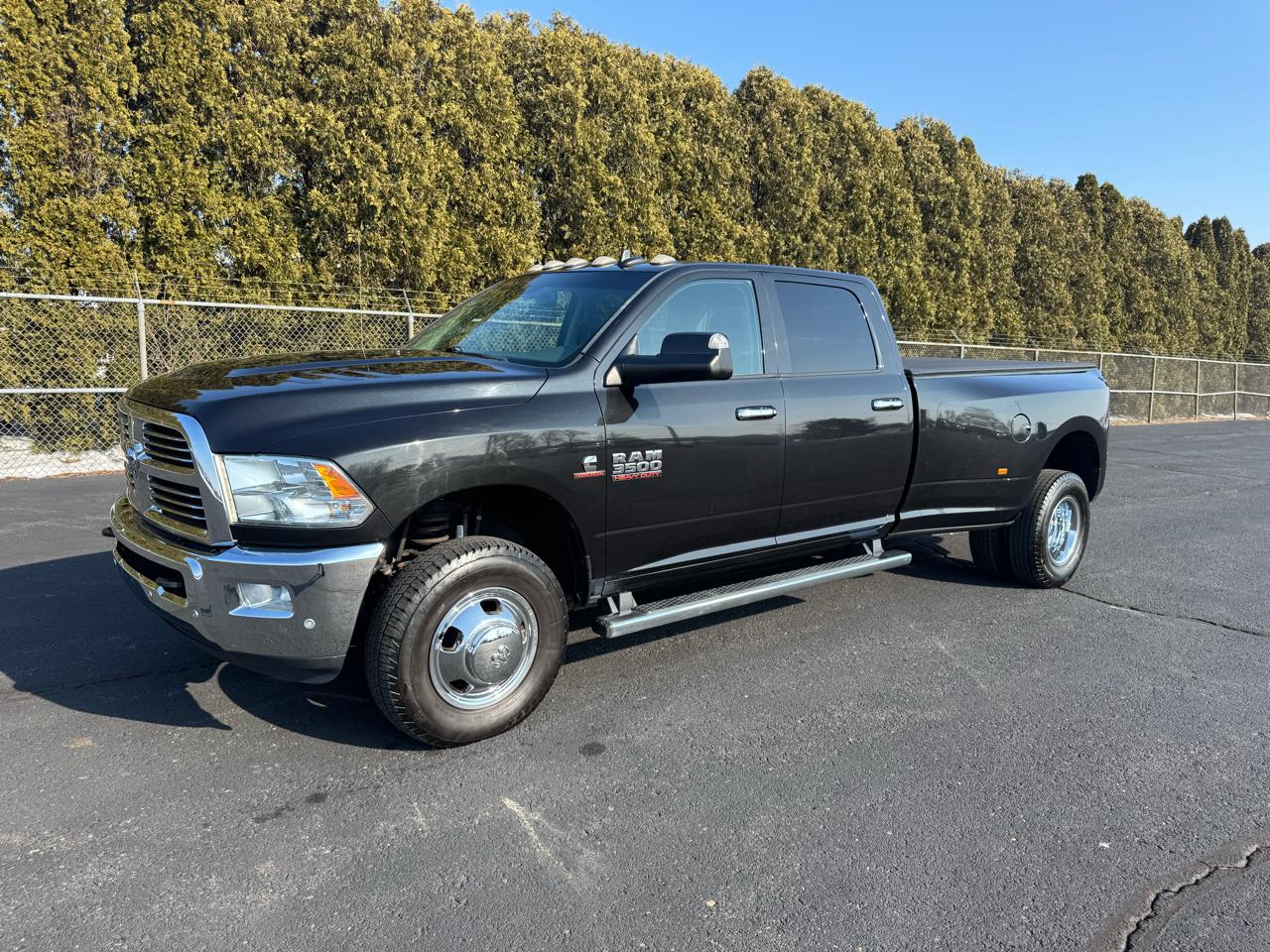 RAM 3500 SLT Crew Cab LWB 4WD DRW 2017