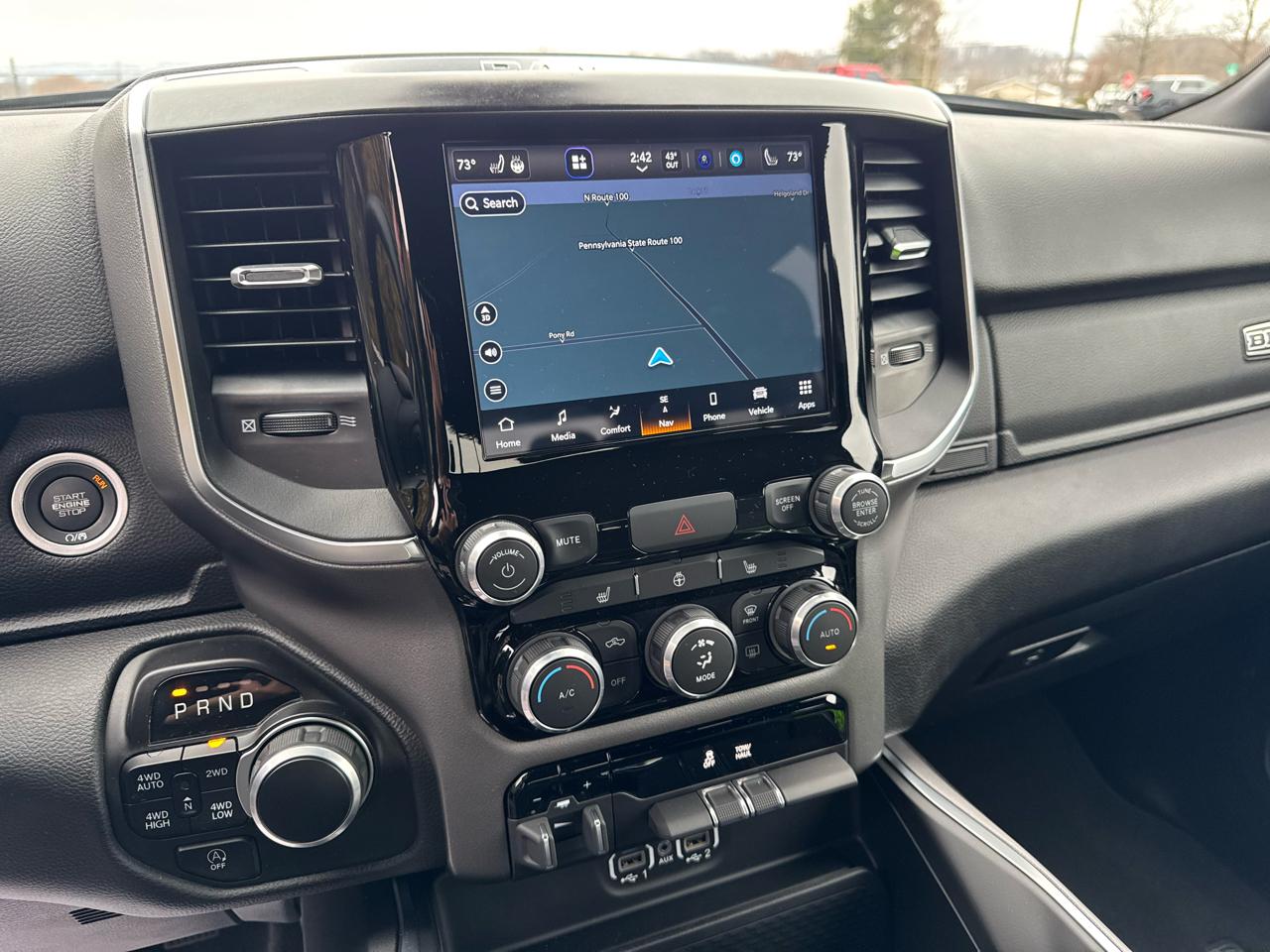 RAM 1500 Big Horn Crew Cab LWB 4WD 2024