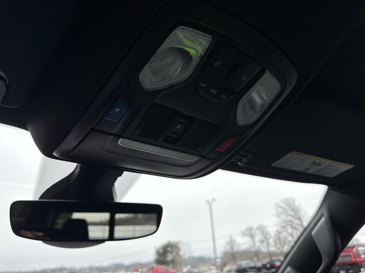 RAM 1500 Big Horn Crew Cab LWB 4WD 2024