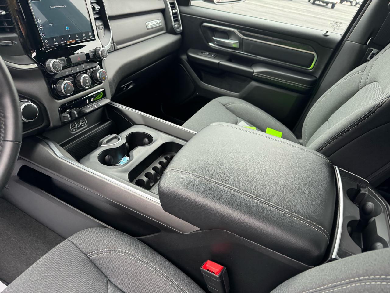 RAM 1500 Big Horn Crew Cab LWB 4WD 2024