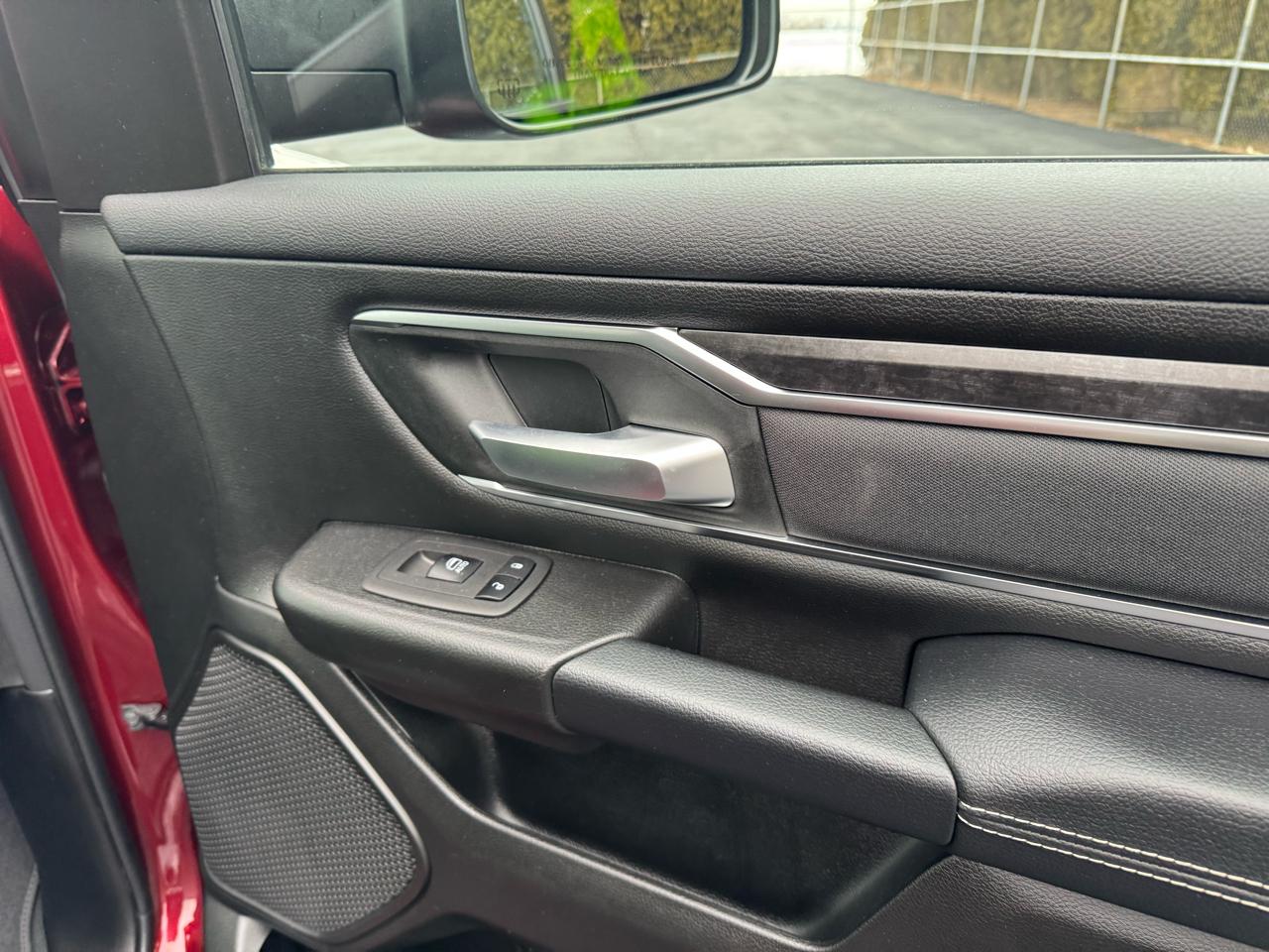 RAM 1500 Big Horn Crew Cab LWB 4WD 2024