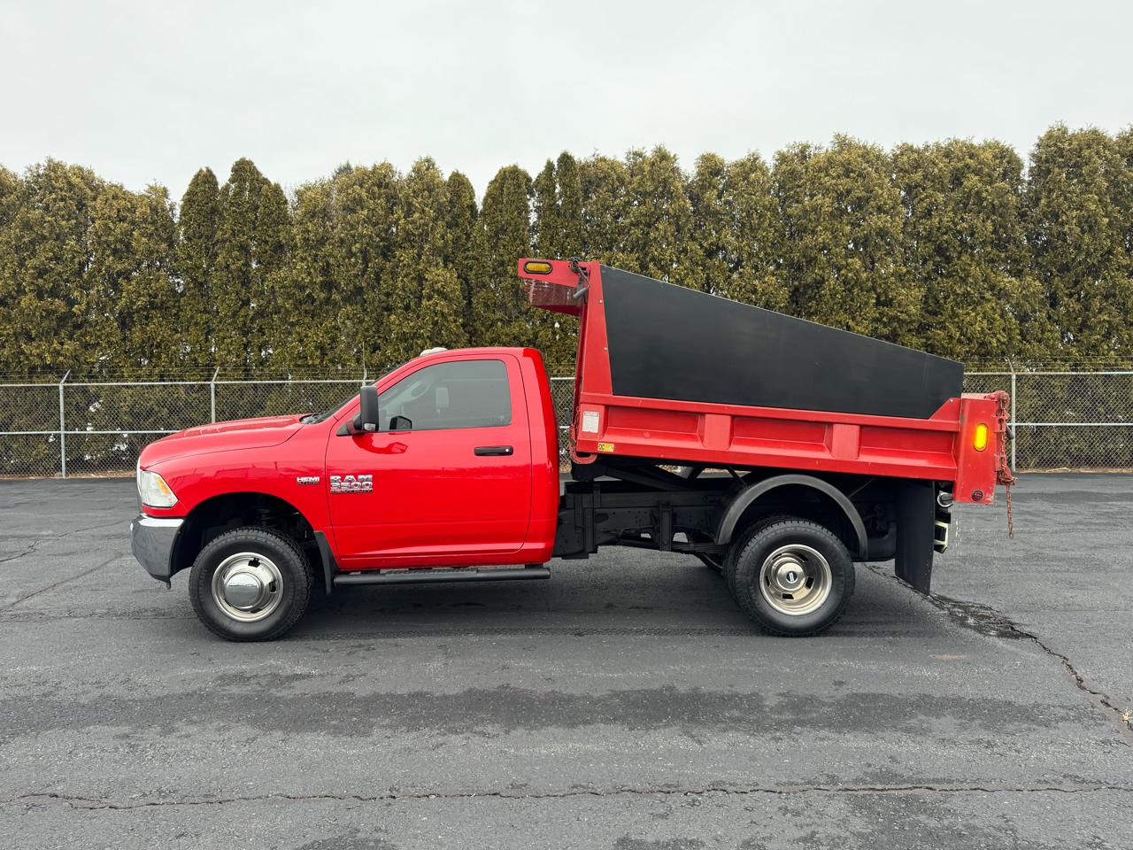 RAM 3500 Regular Cab 4WD DRW 2013