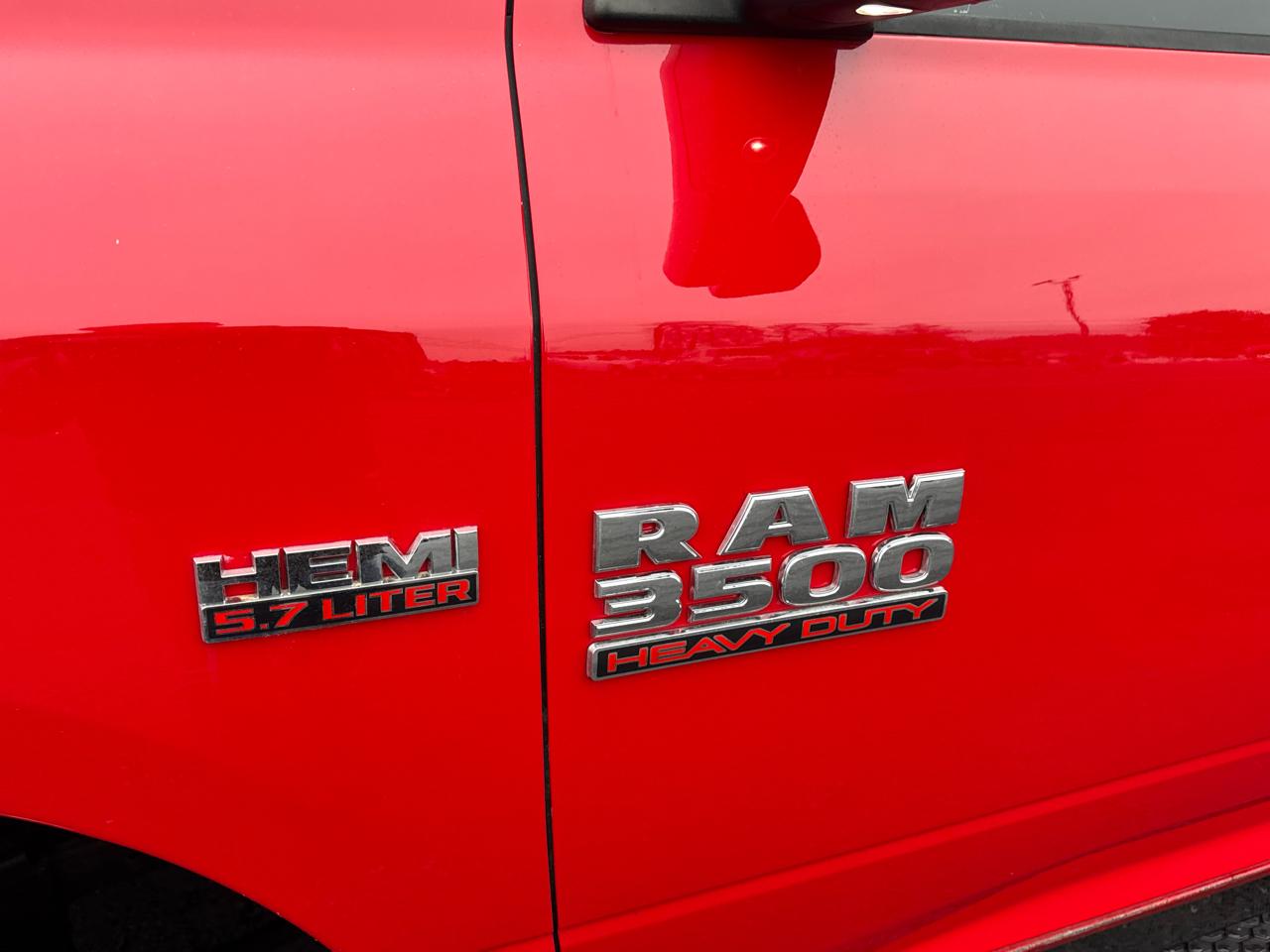 RAM 3500 Regular Cab 4WD DRW 2013