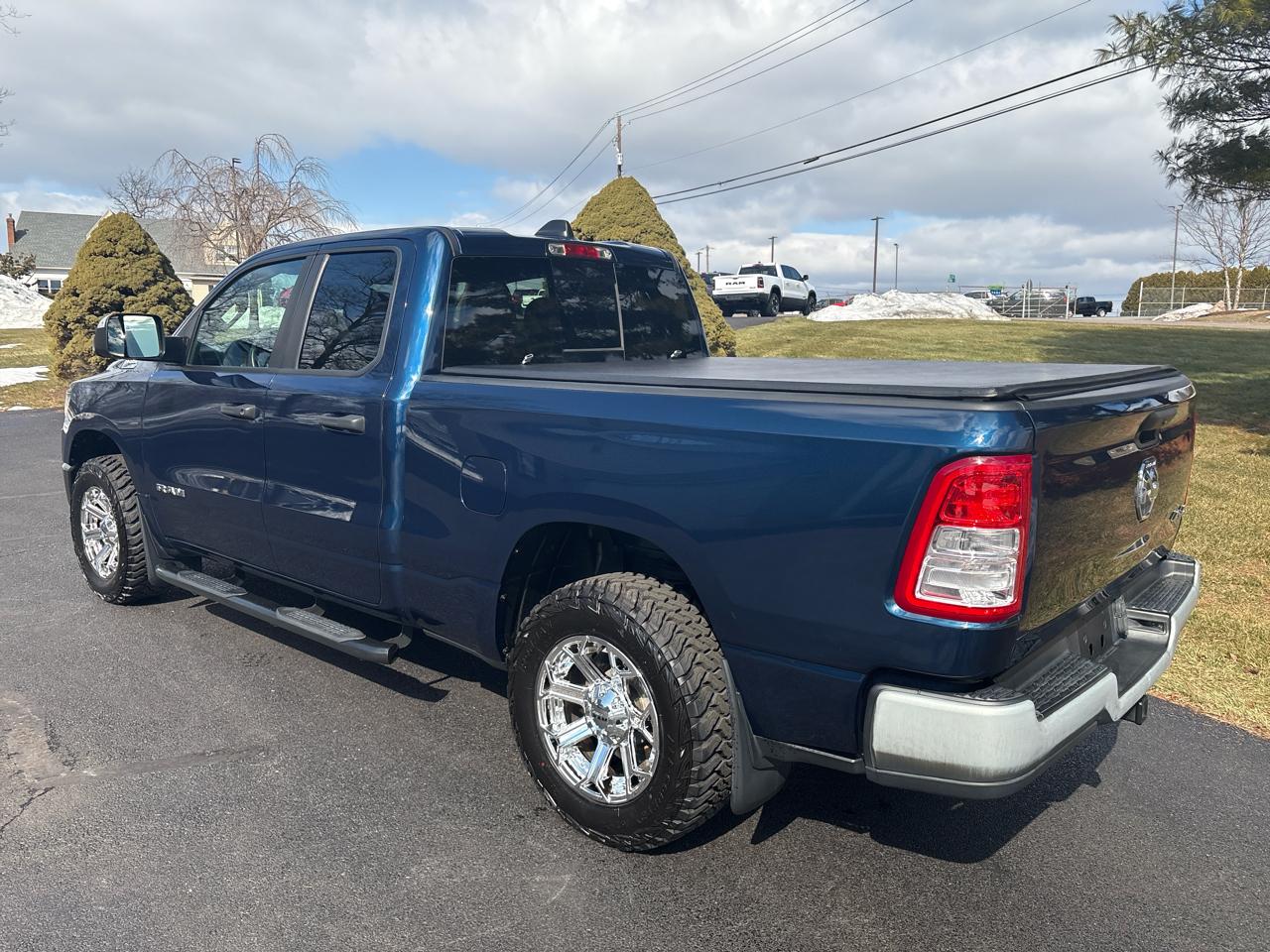 RAM 1500 Tradesman Quad Cab 4WD 2019
