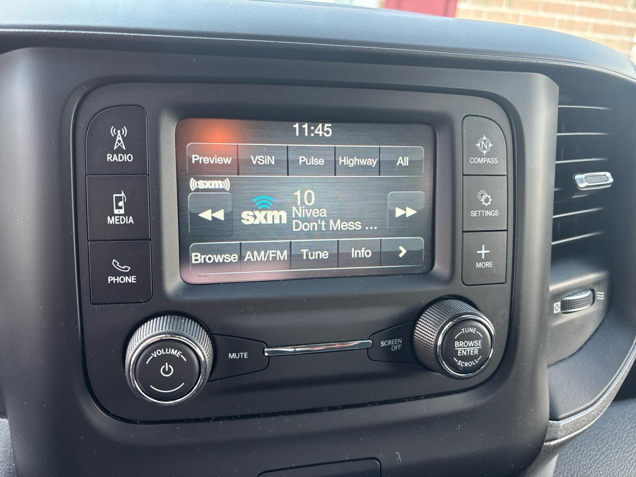 RAM 1500 Tradesman Quad Cab 4WD 2019