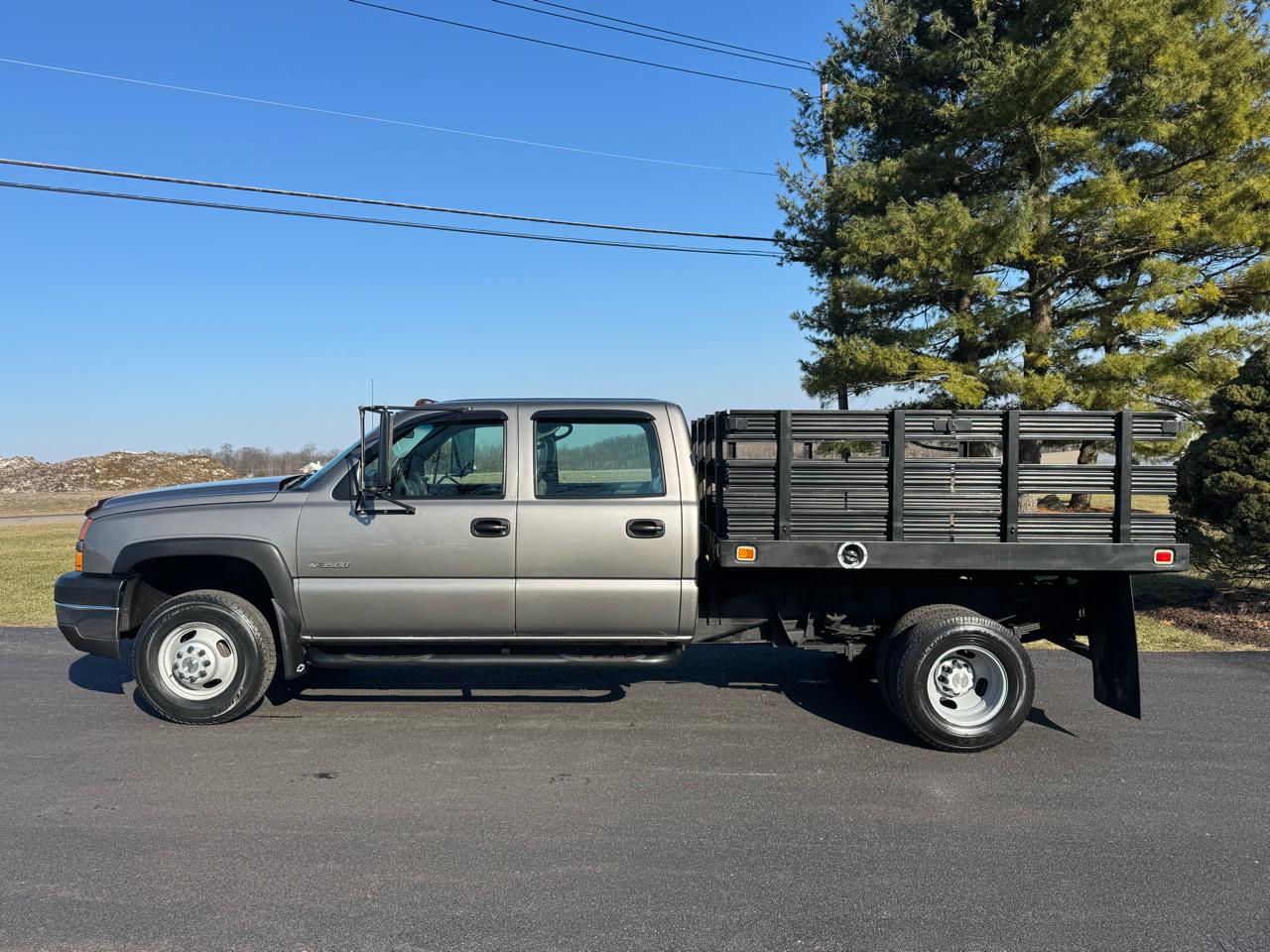 Chevrolet Silverado 3500 Work Truck Crew Cab 4WD DRW 2006