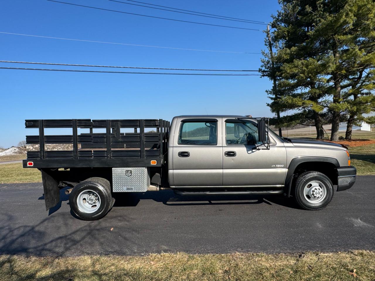 Chevrolet Silverado 3500 Work Truck Crew Cab 4WD DRW 2006