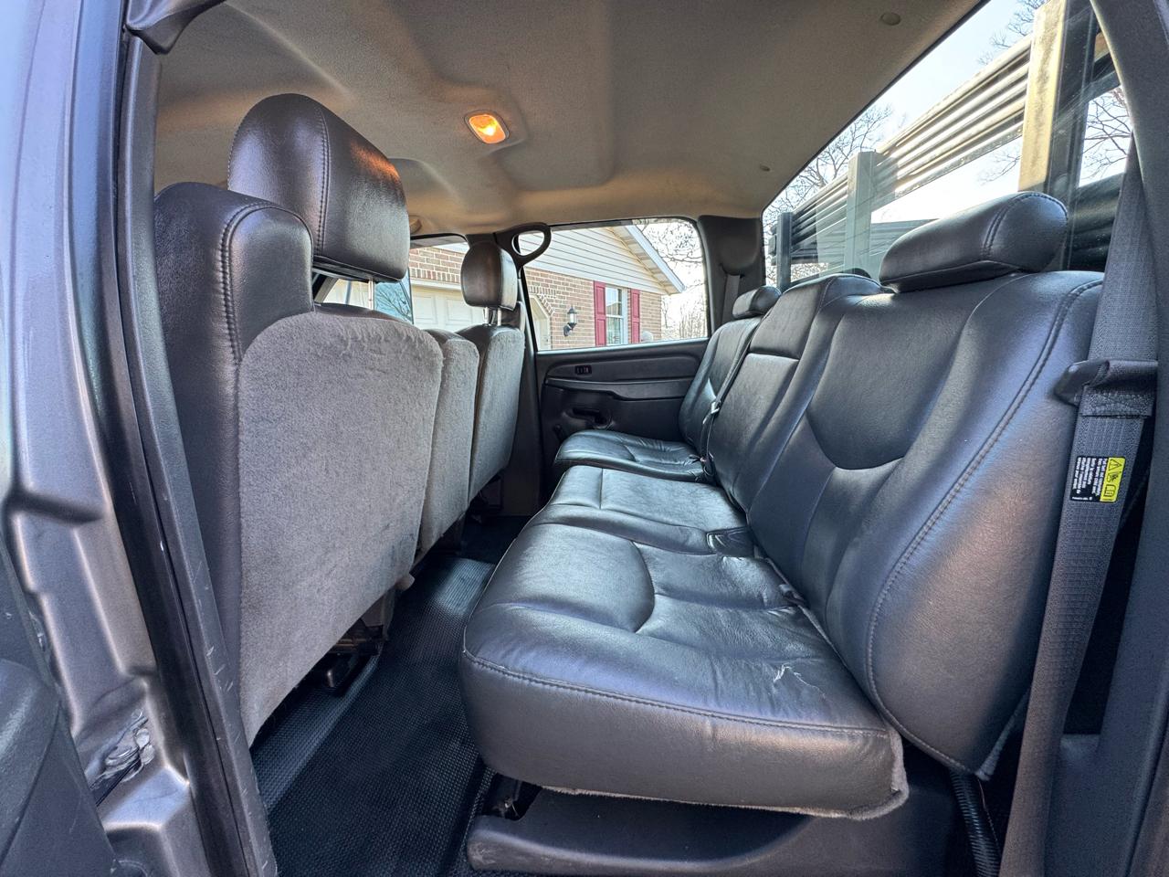 Chevrolet Silverado 3500 Work Truck Crew Cab 4WD DRW 2006