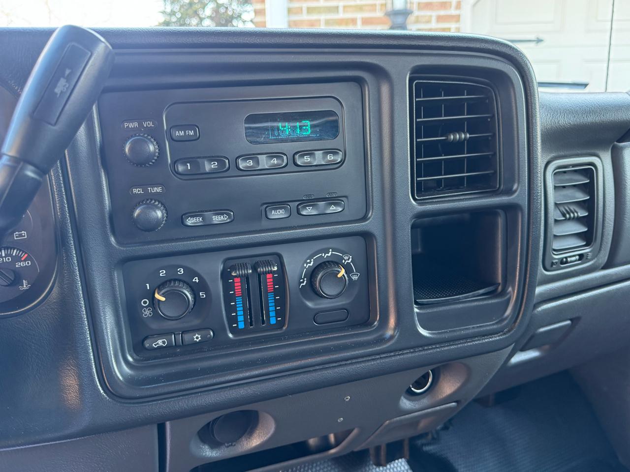 Chevrolet Silverado 3500 Work Truck Crew Cab 4WD DRW 2006