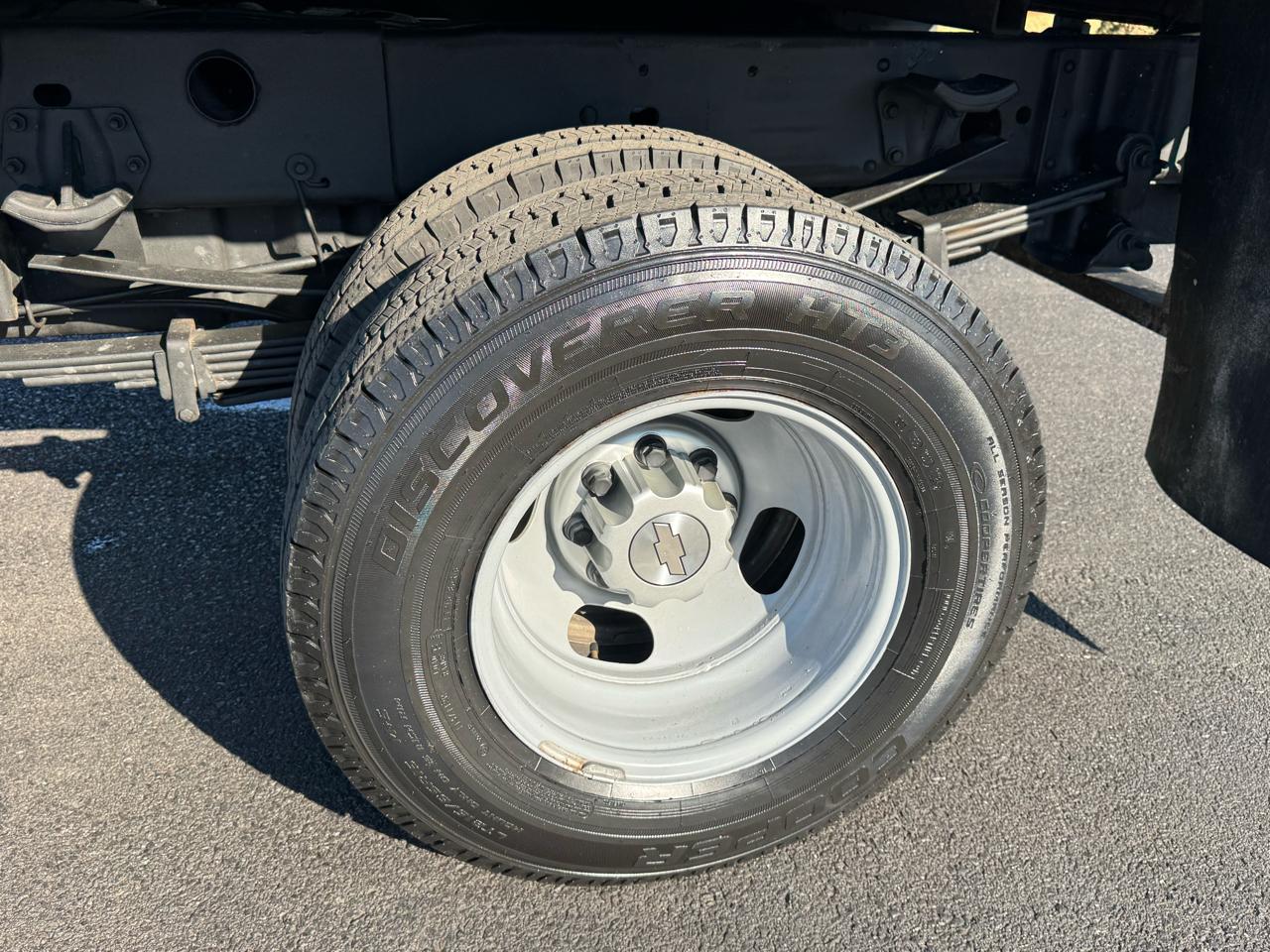 Chevrolet Silverado 3500 Work Truck Crew Cab 4WD DRW 2006