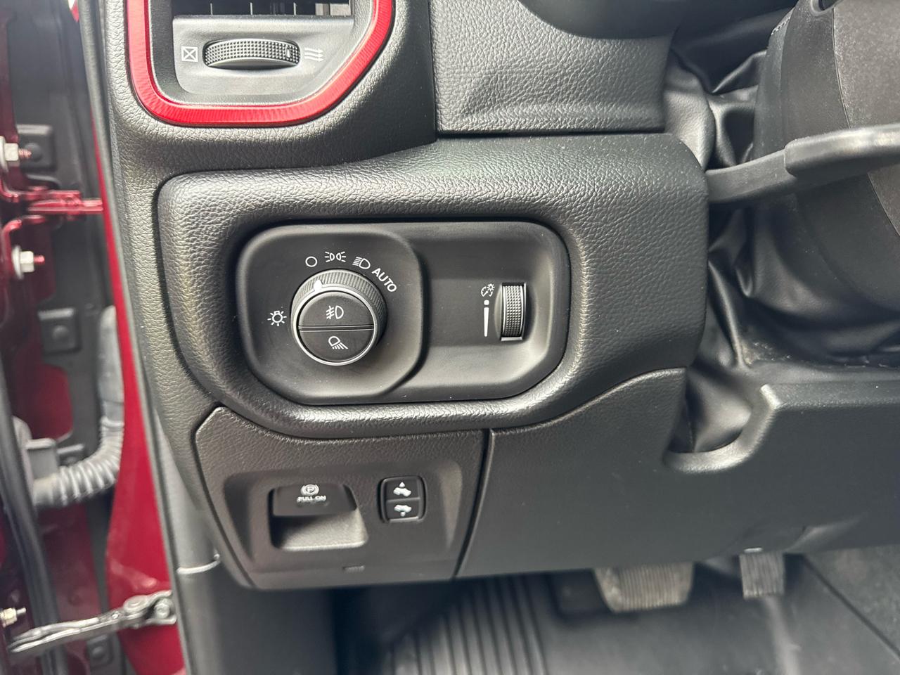 RAM 1500 Rebel 4x4 Crew Cab 5'7" Box 2022