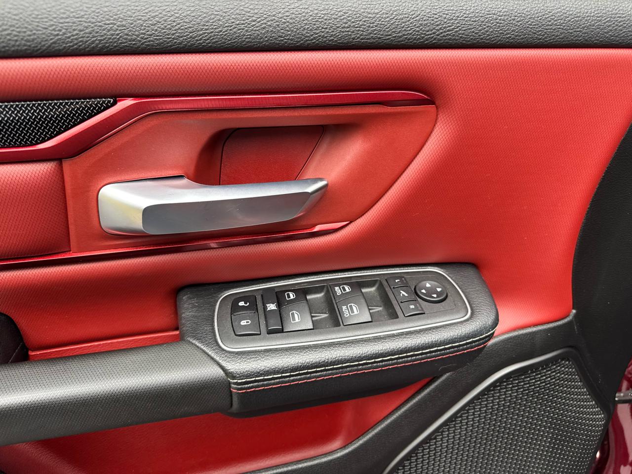 RAM 1500 Rebel 4x4 Crew Cab 5'7" Box 2022