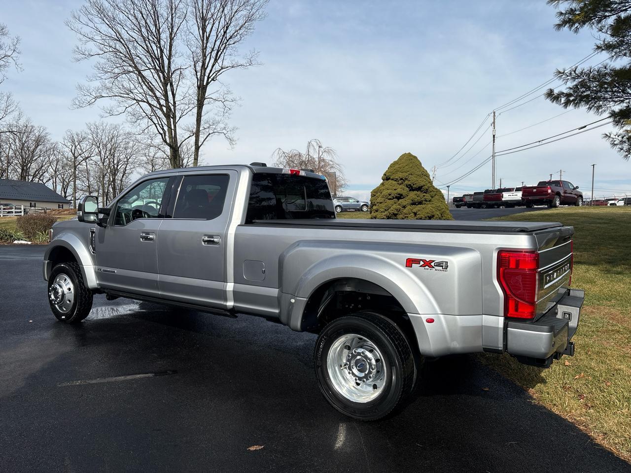 Ford Super Duty F-450 DRW Platinum 4WD Crew Cab 8' Box 2020
