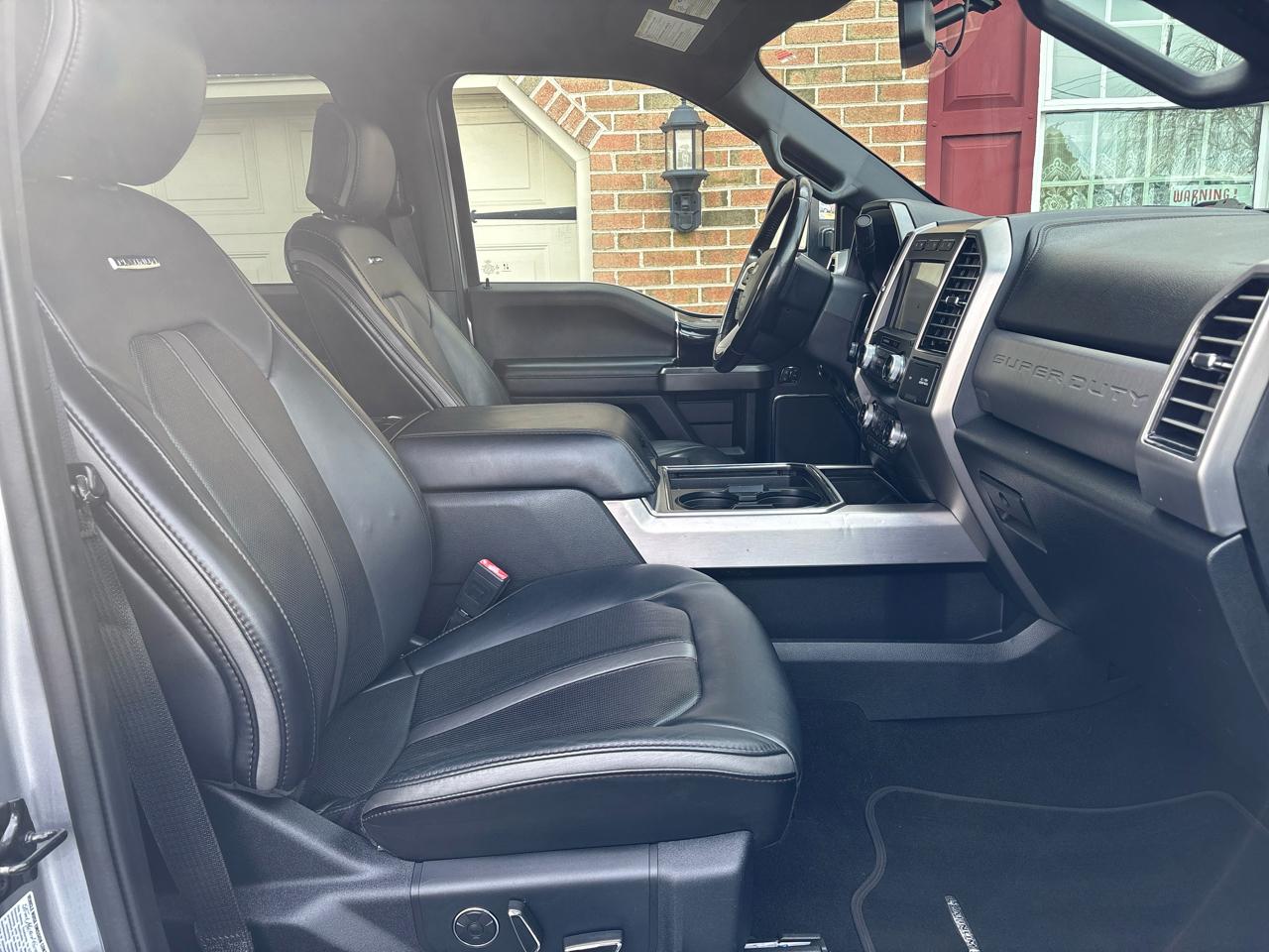 Ford Super Duty F-450 DRW Platinum 4WD Crew Cab 8' Box 2020