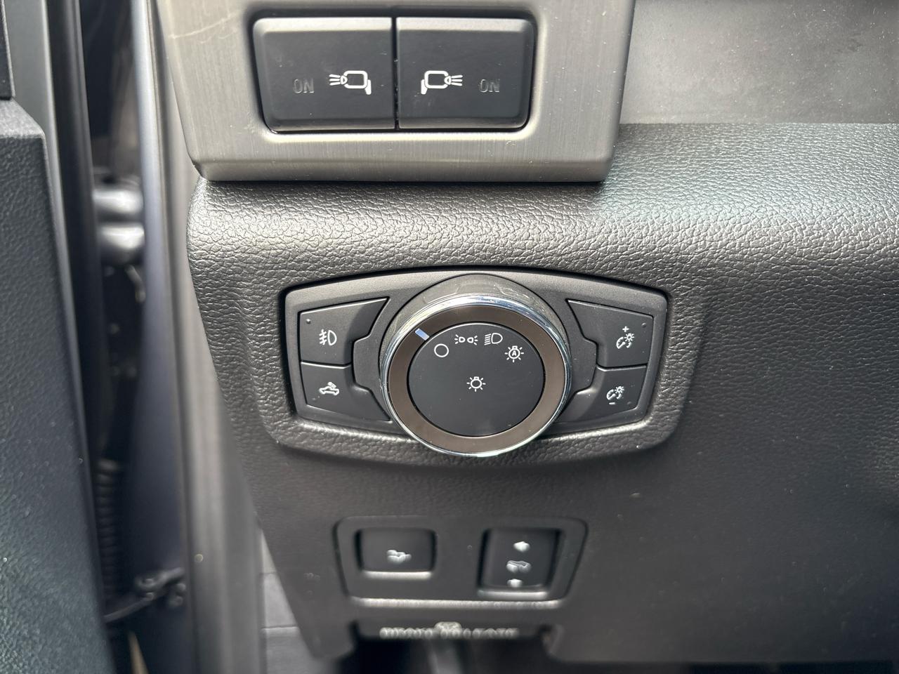 Ford Super Duty F-450 DRW Platinum 4WD Crew Cab 8' Box 2020