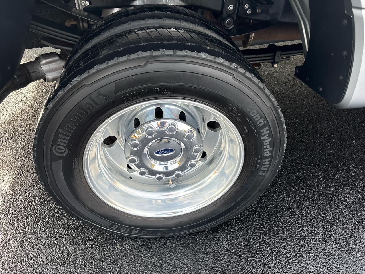 Ford Super Duty F-450 DRW Platinum 4WD Crew Cab 8' Box 2020