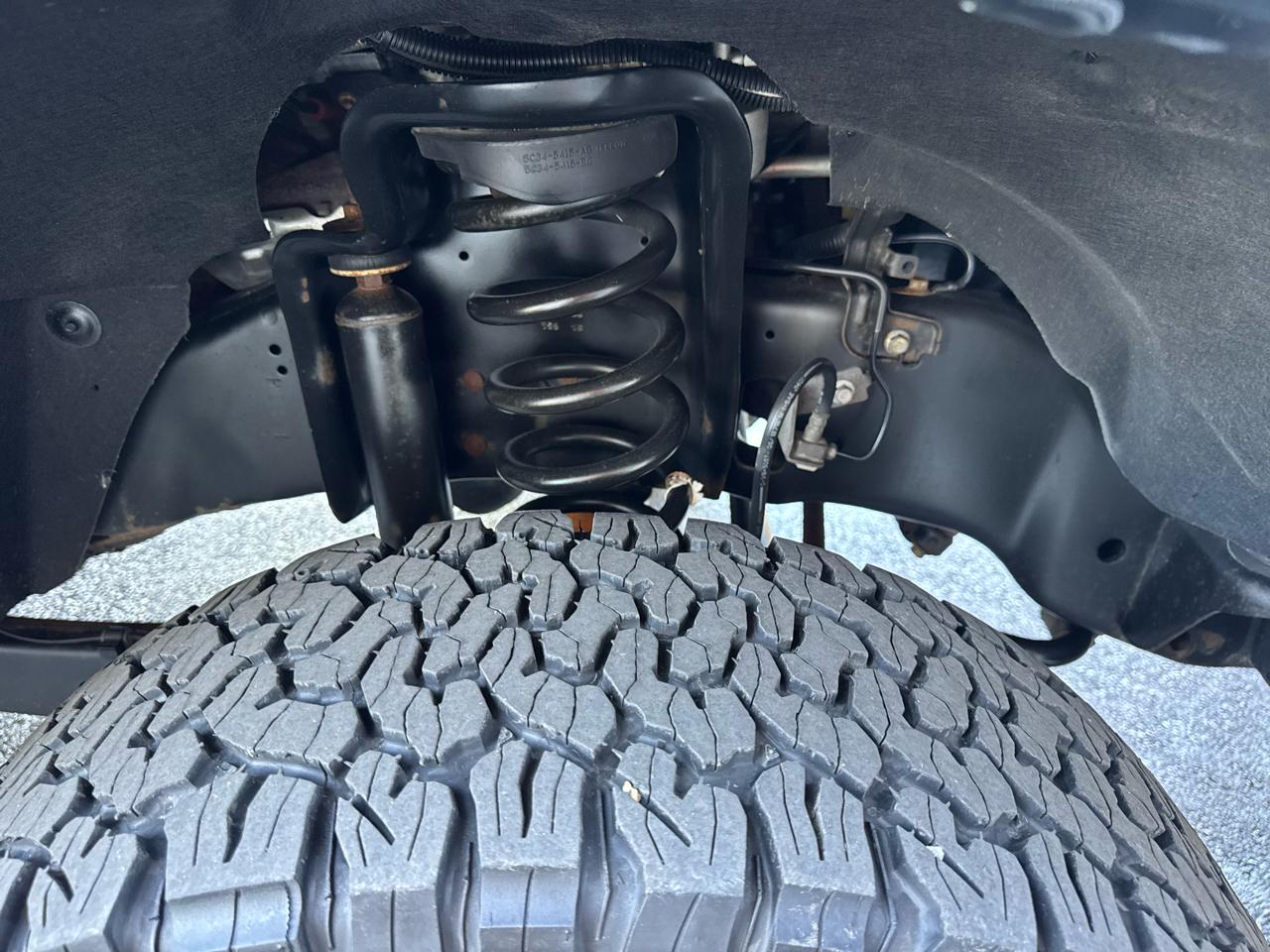 Ford Super Duty F-350 SRW 4WD Reg Cab 137" XL 2016