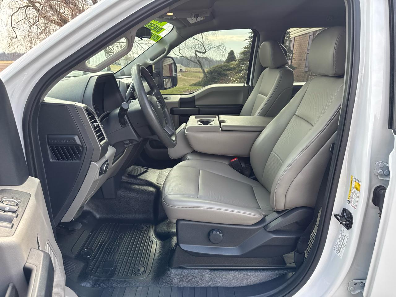 Ford Super Duty F-450 DRW  2022