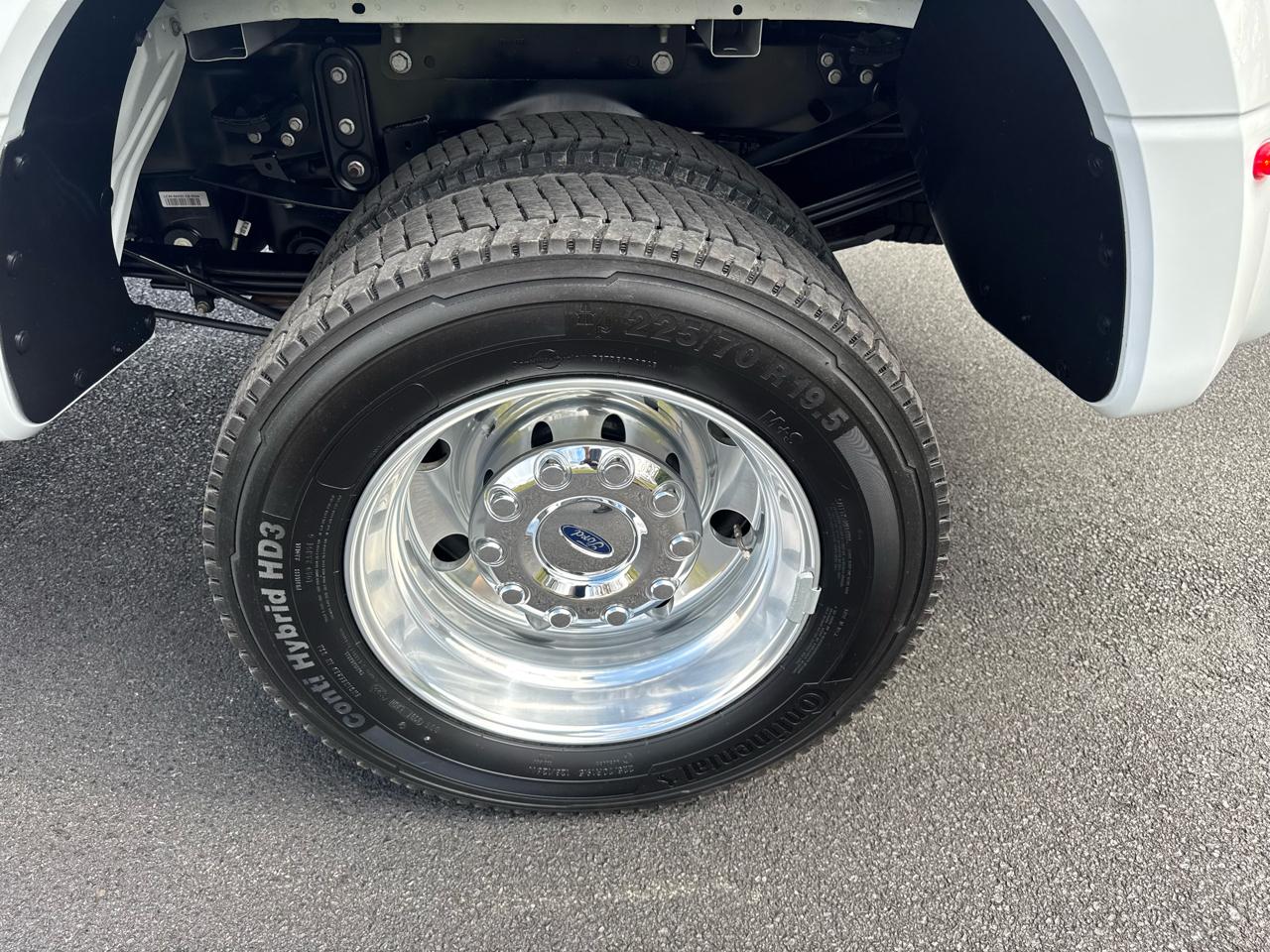 Ford Super Duty F-450 DRW  2022