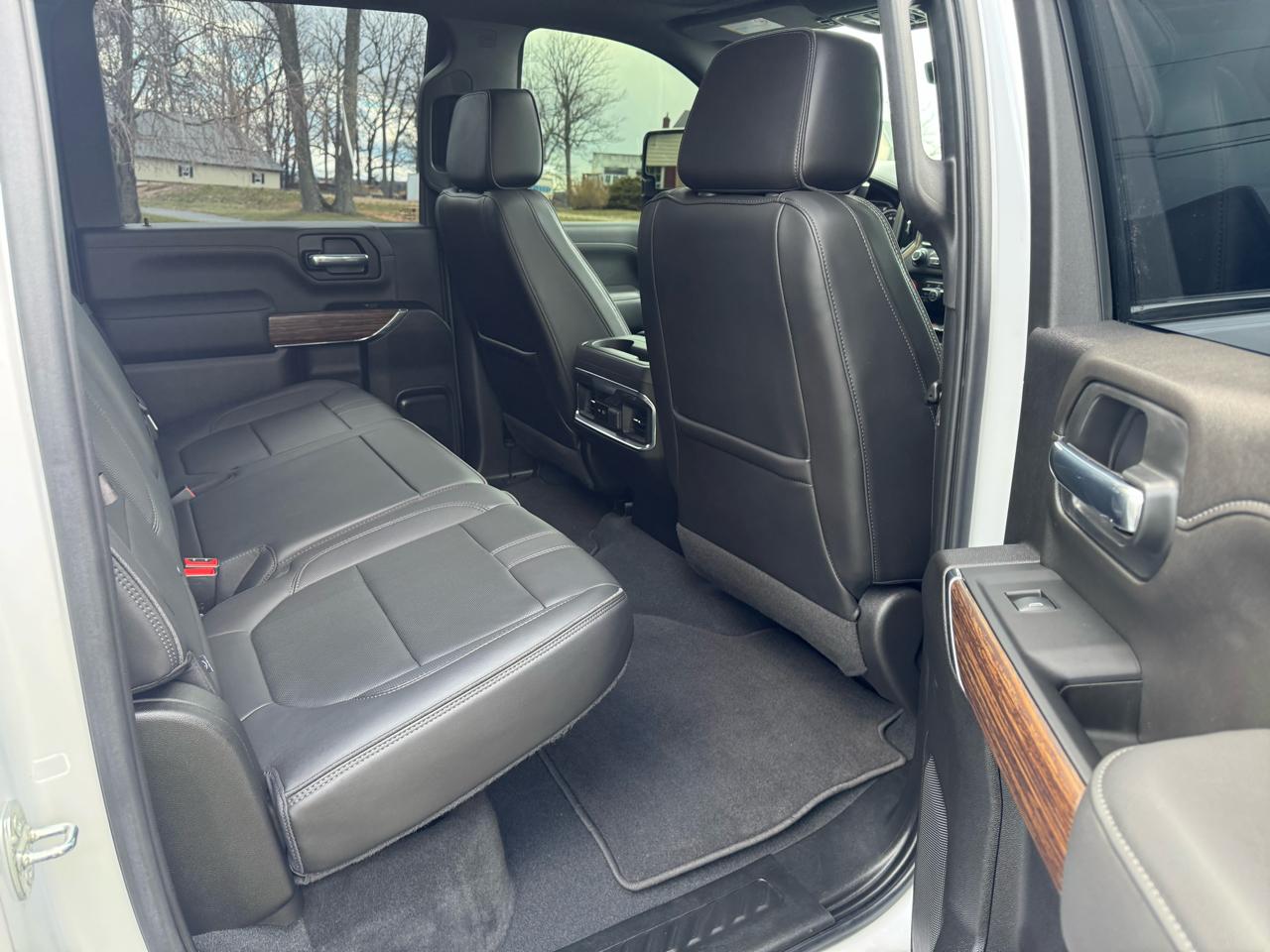 Chevrolet Silverado 2500HD 4WD Crew Cab 159" High Country 2022