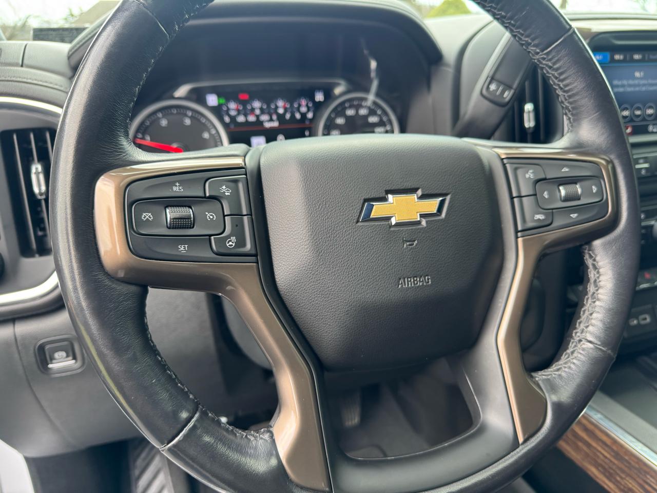 Chevrolet Silverado 2500HD 4WD Crew Cab 159" High Country 2022