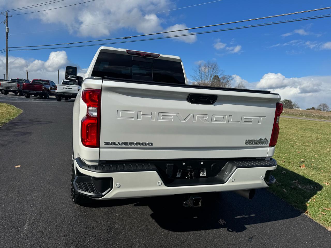 Chevrolet Silverado 2500HD 4WD Crew Cab 159" High Country 2022