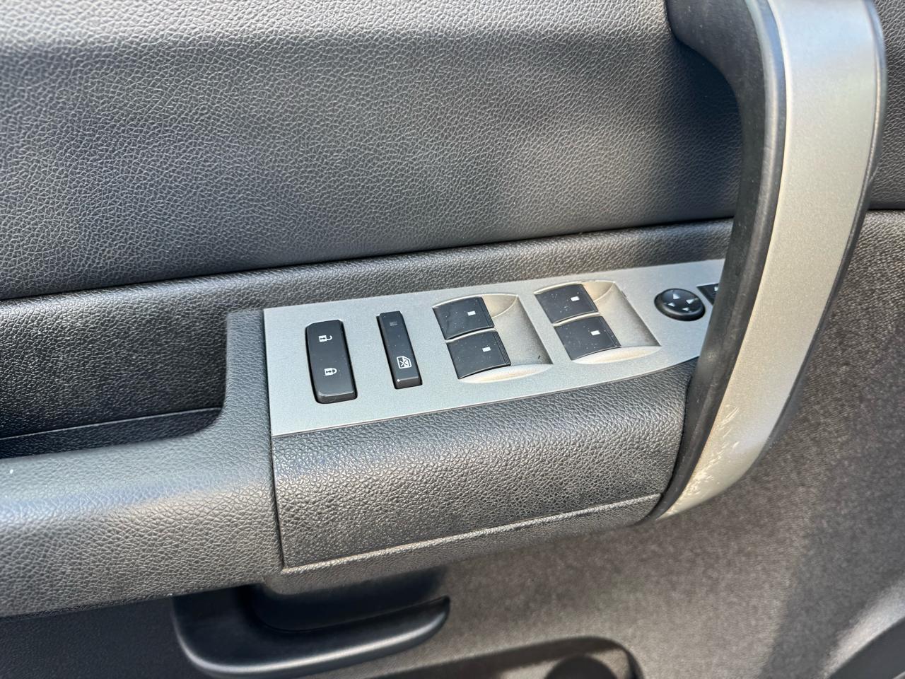 Chevrolet Silverado 3500HD 4WD Crew Cab 167" DRW LT w/1LT 2007